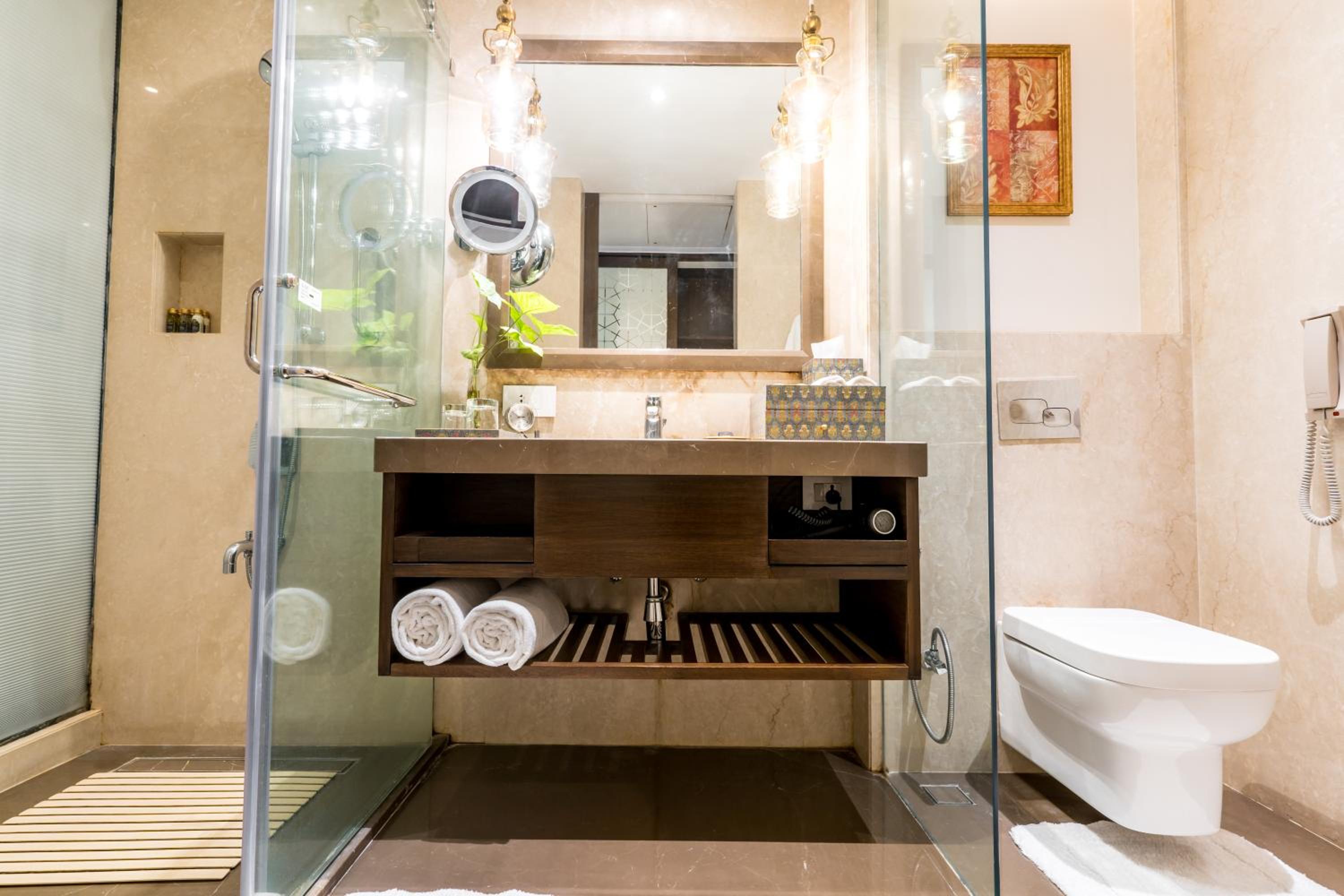 Premium Suite - Photo 3