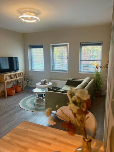 Studio Apartment photo 2