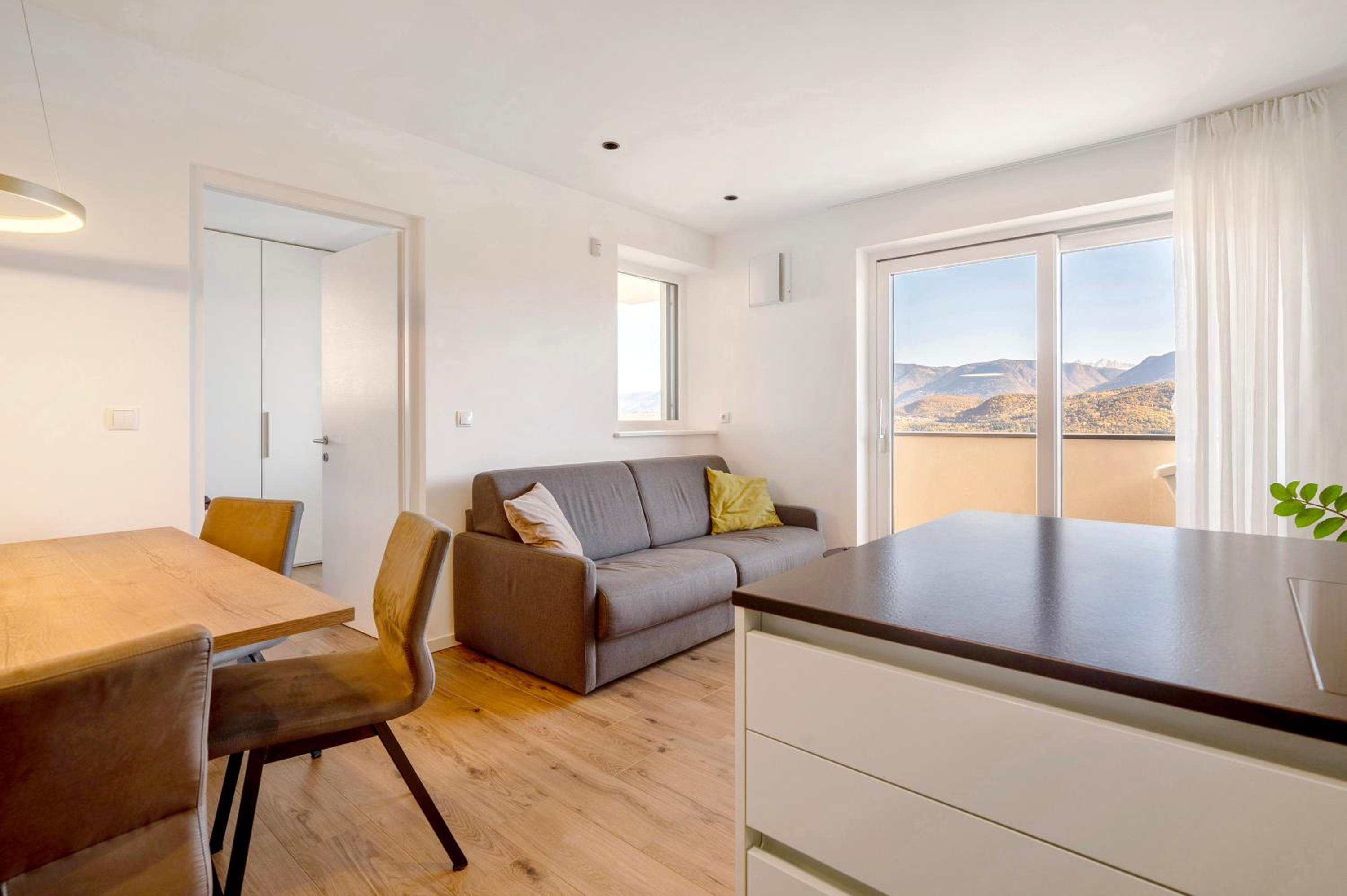 Two-Bedroom Deluxe Apartment with Garden View