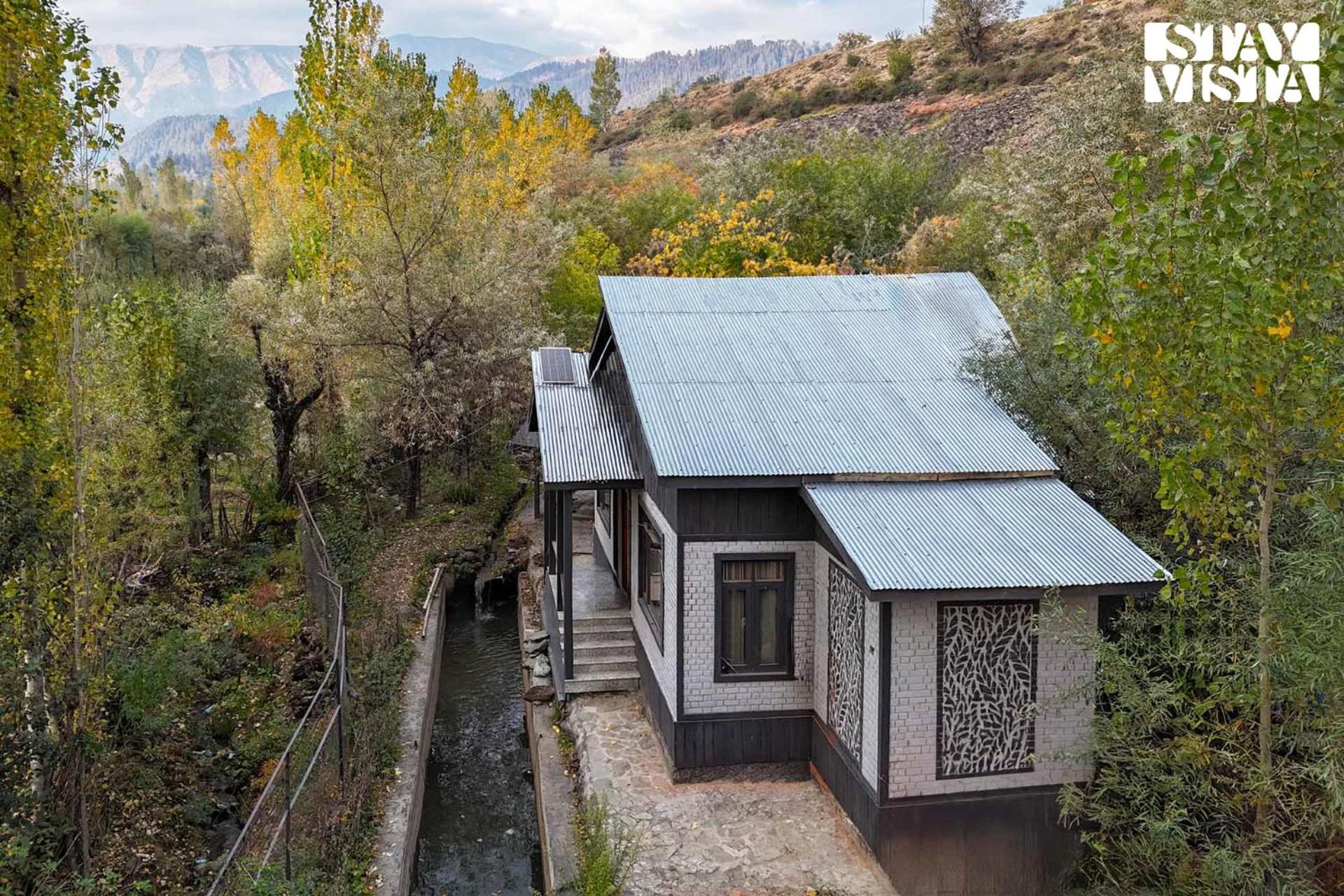 Villa photo 3