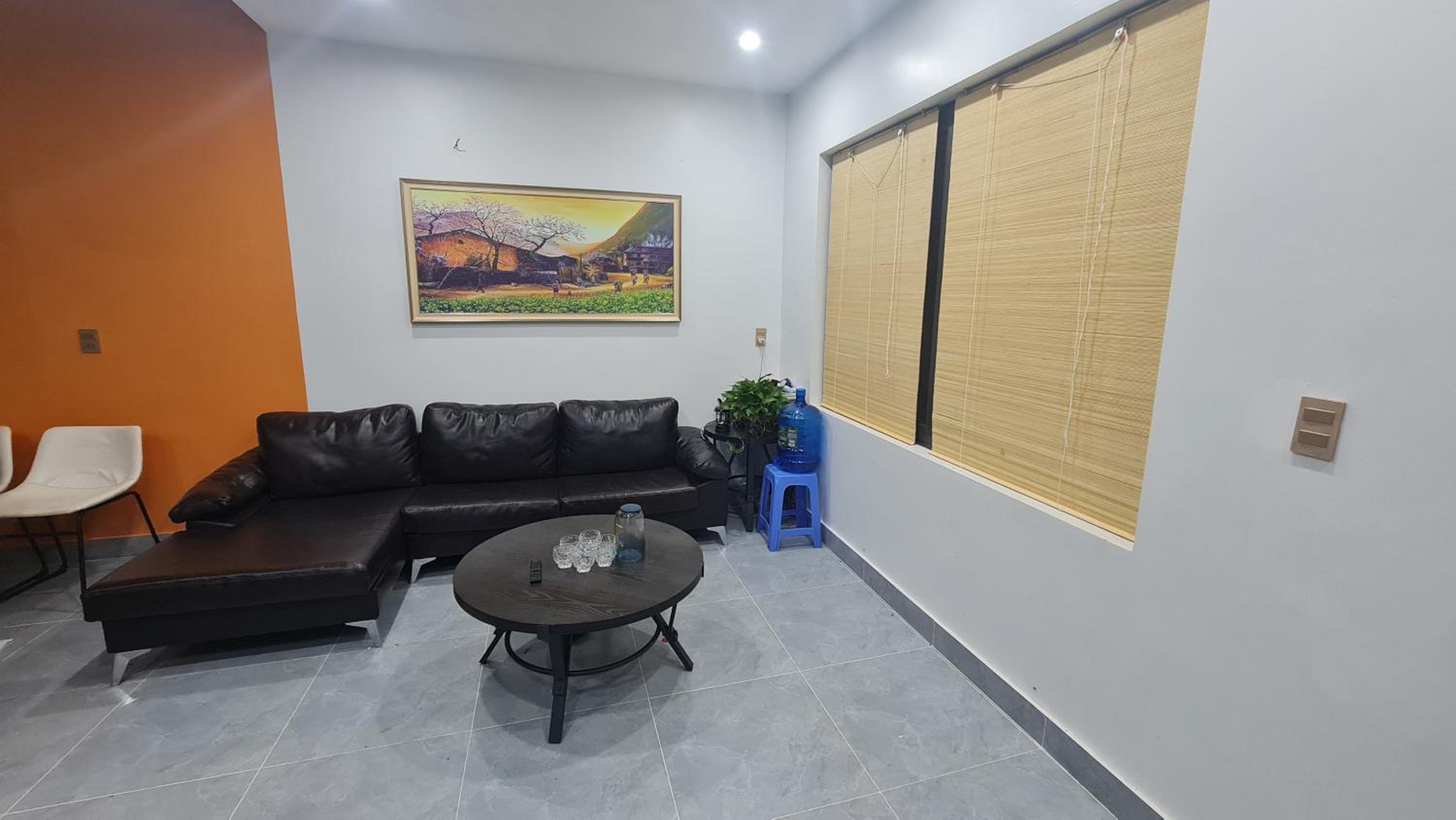 Three-Bedroom Apartment photo 1
