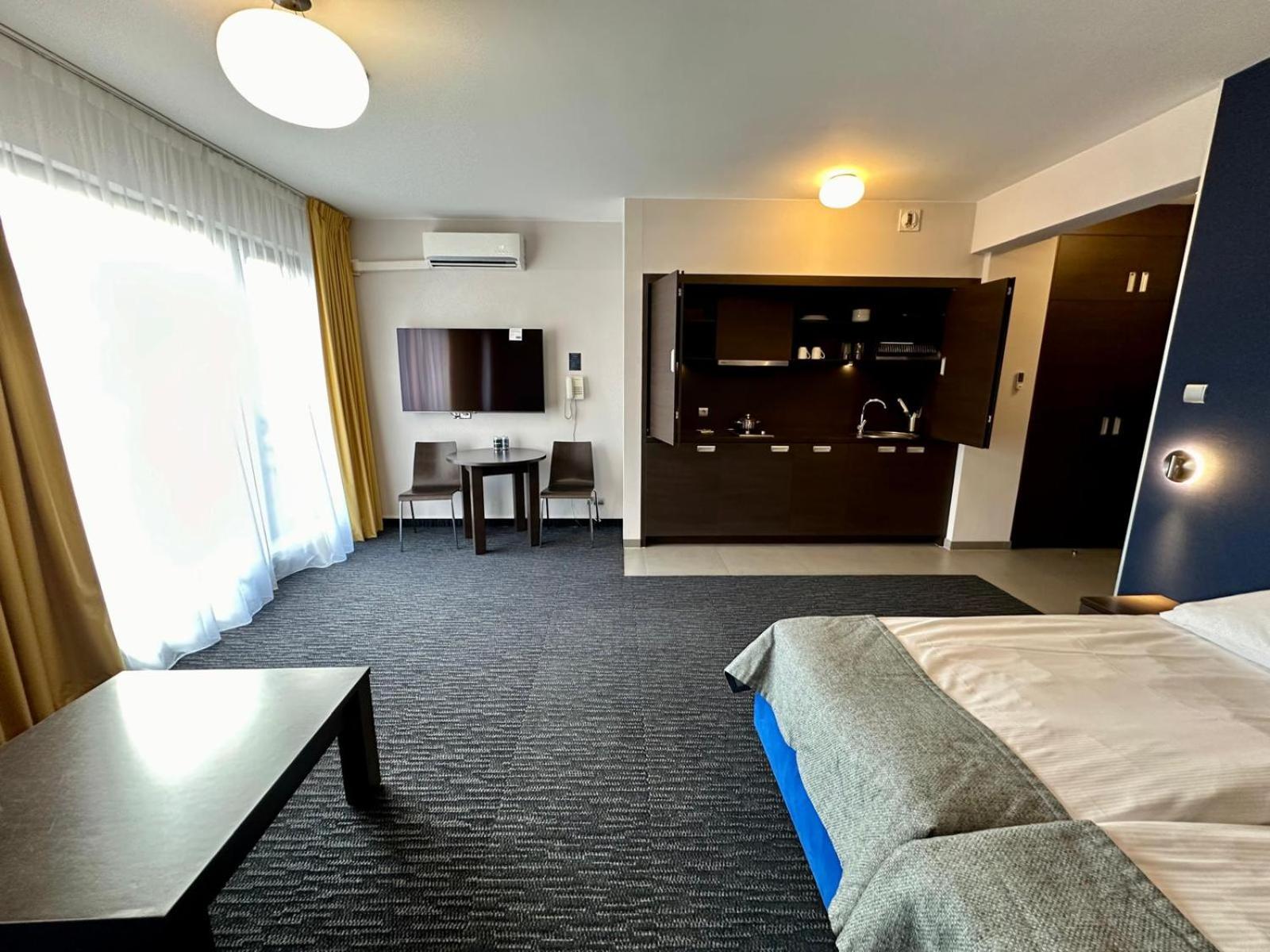 Standard Plus Room - 2 Single Beds photo 3