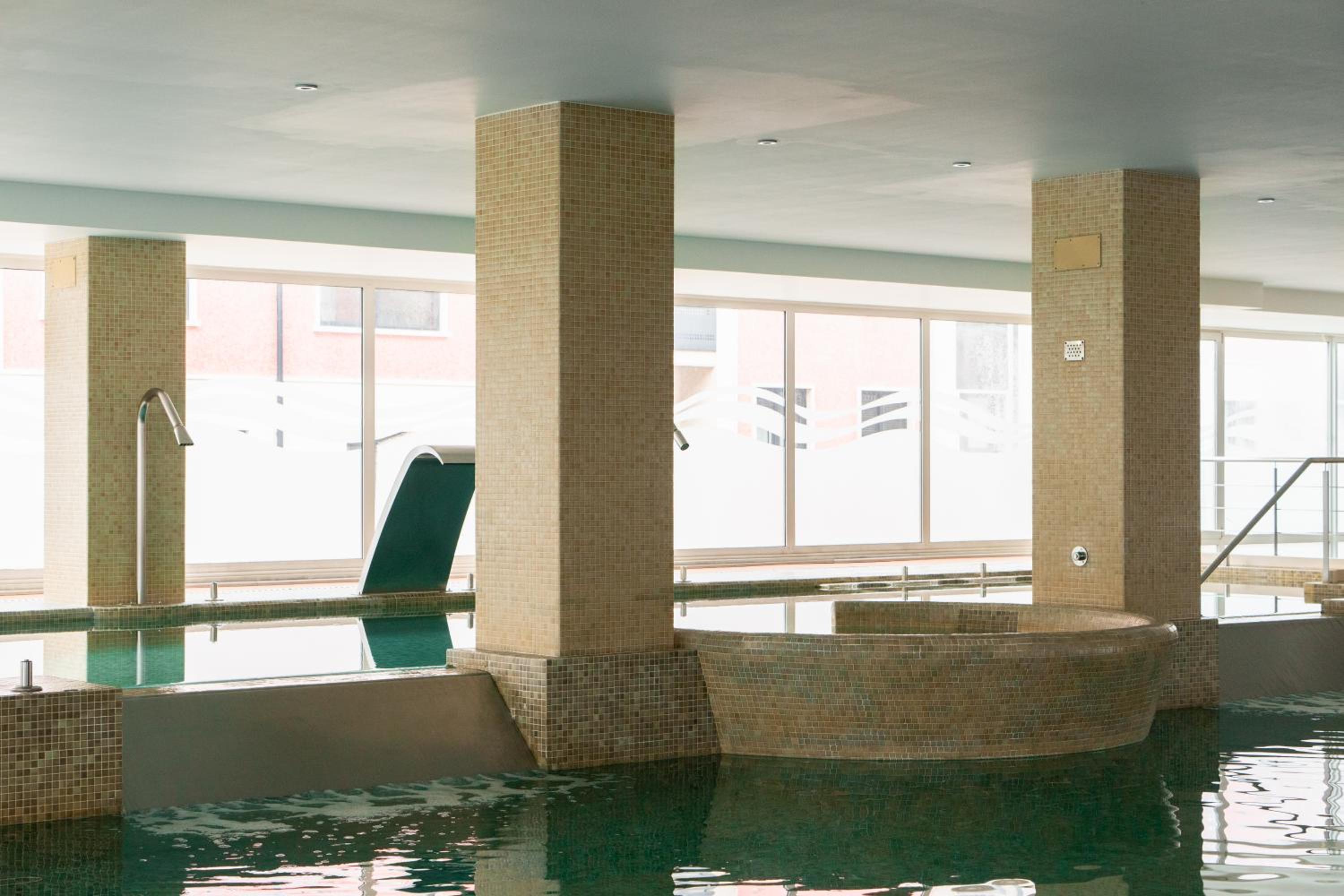 Habitación King Superior con vista al mar y acceso al spa