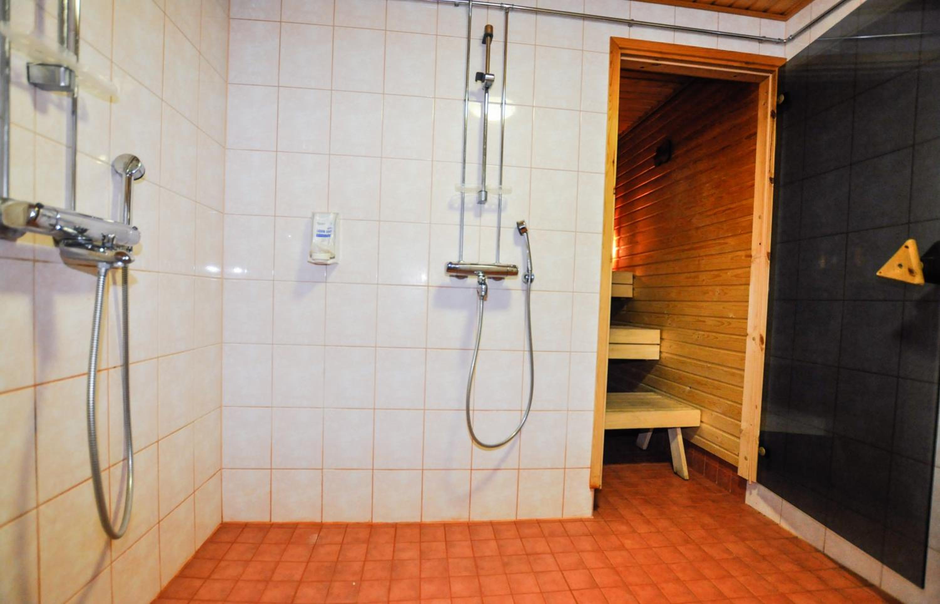 Two-Bedroom Cottage with Sauna photo 3