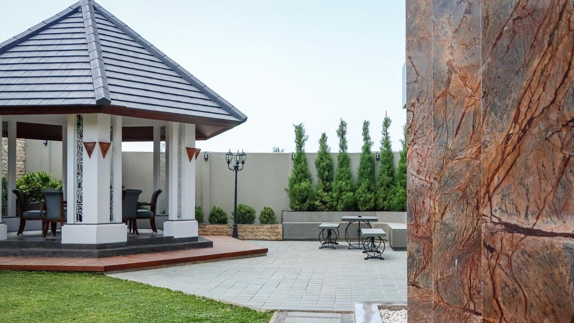 Villa photo 3