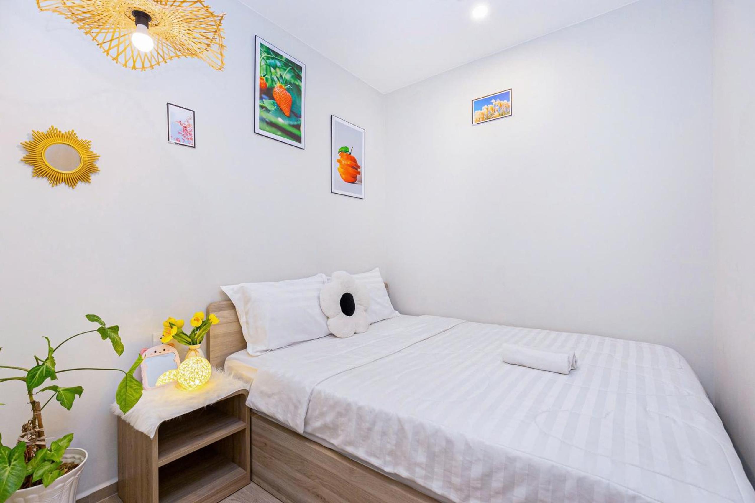 Two-Bedroom Apartment with View - Photo 33