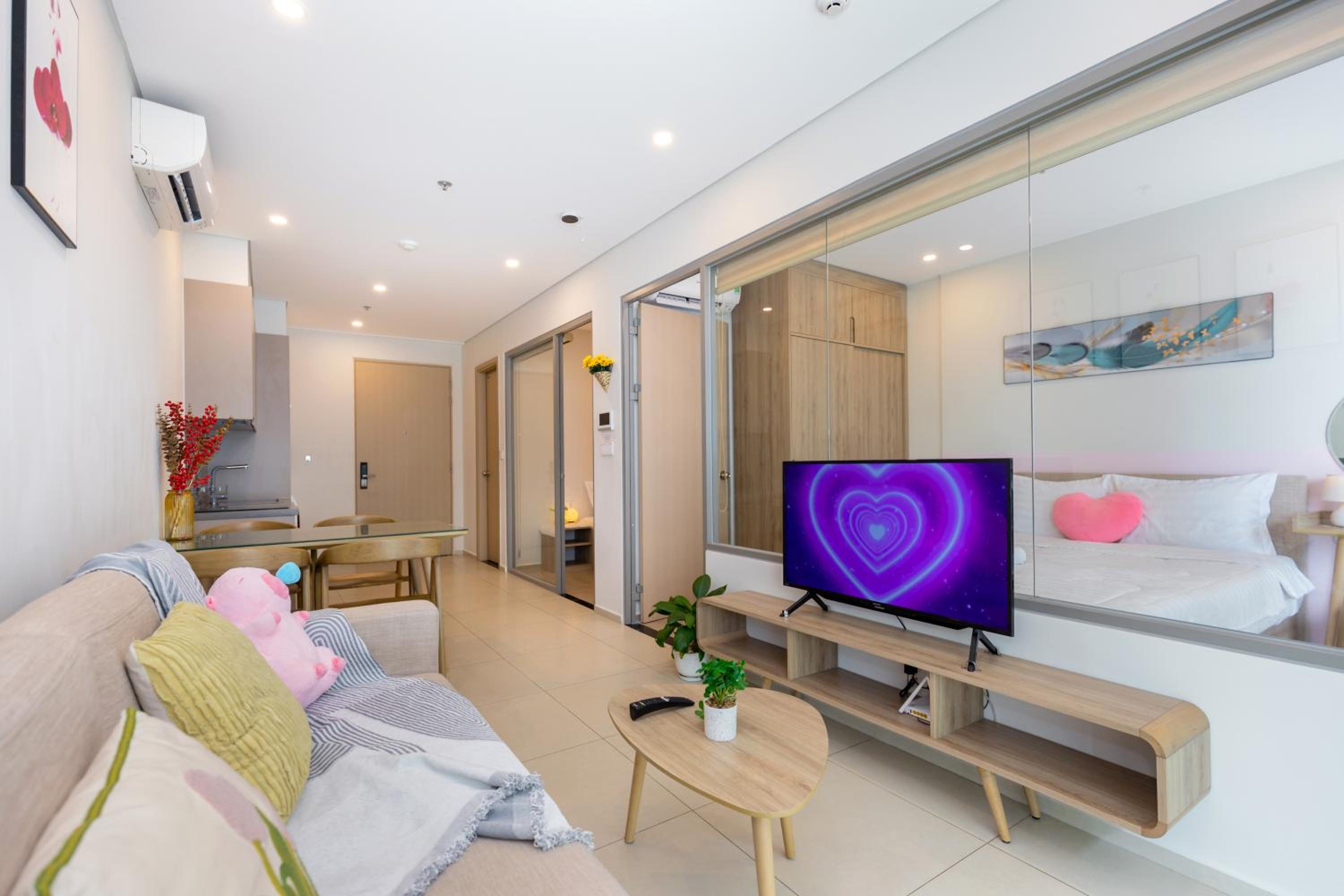 Two-Bedroom Apartment with View - Photo 36