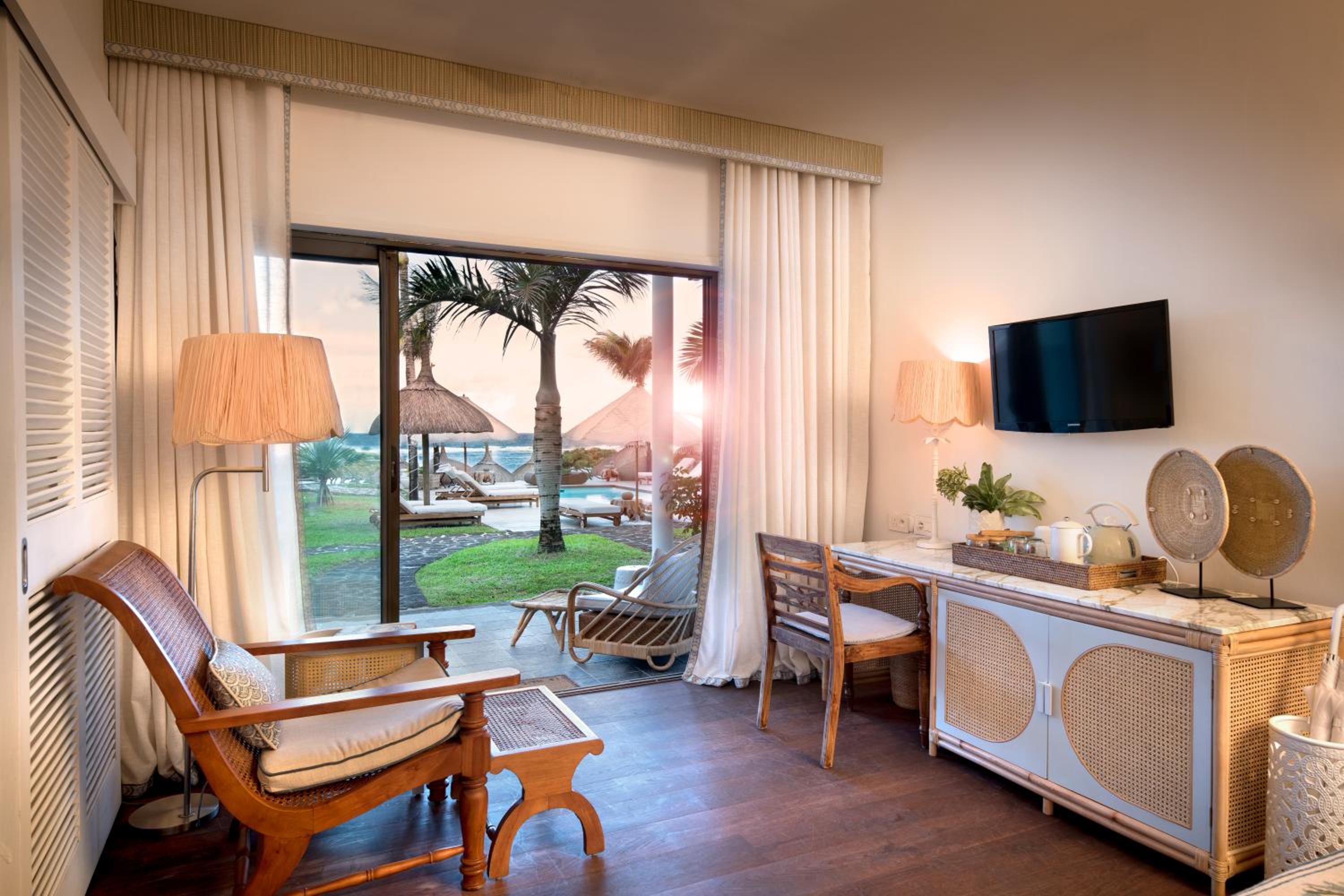 Deluxe Room with Seaview