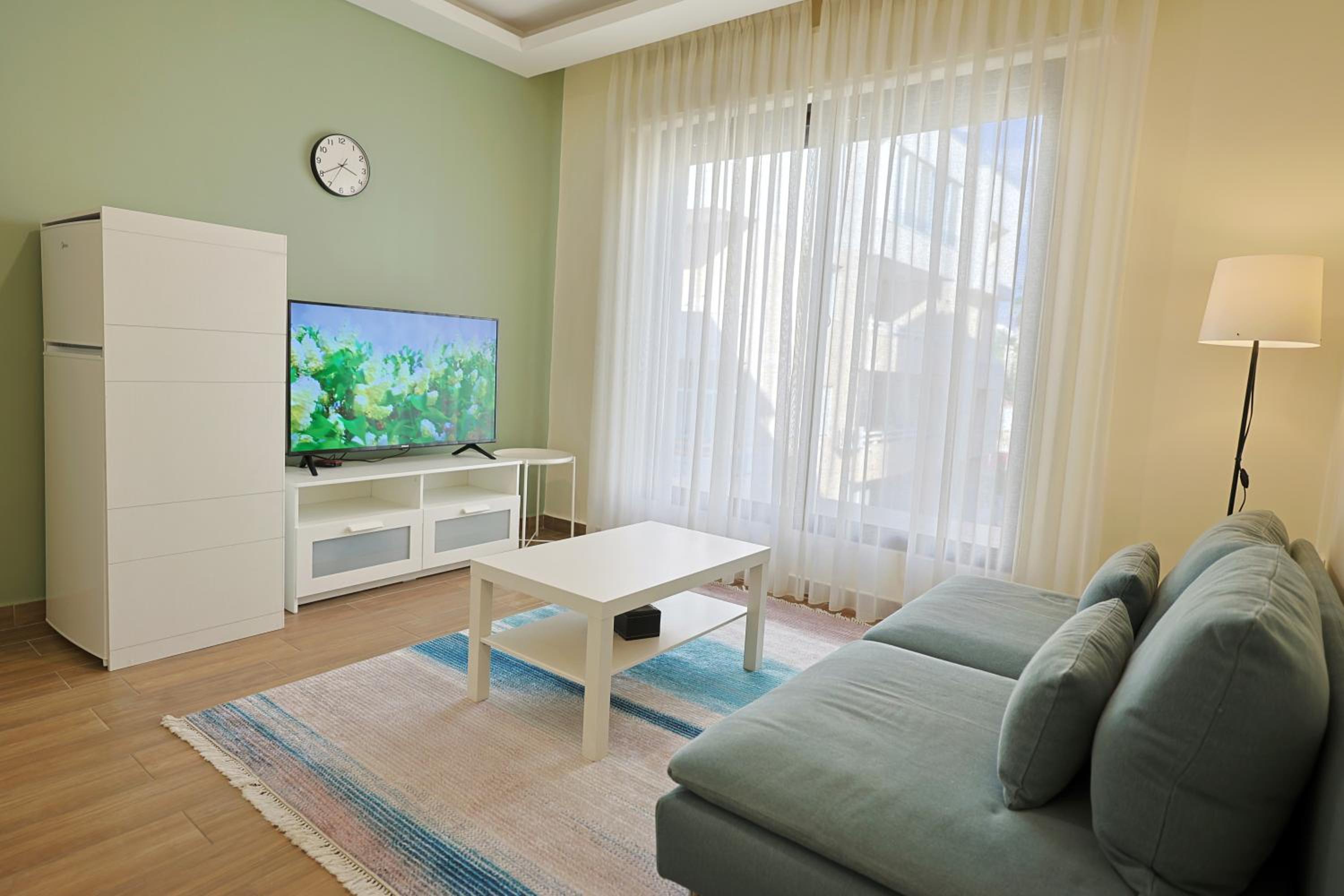One Bed Room Apartment  - Photo 9