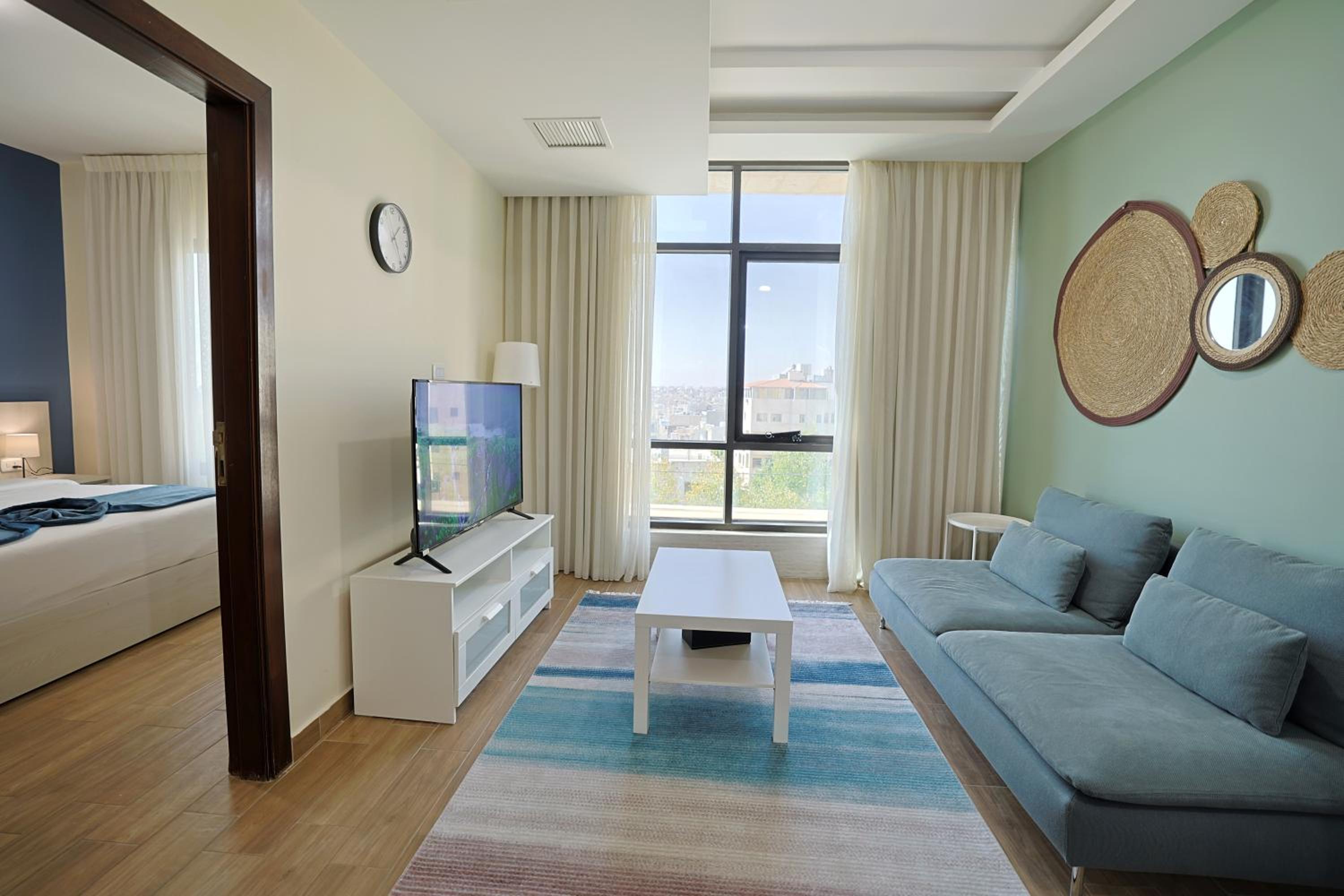 One Bed Room Apartment  - Photo 6