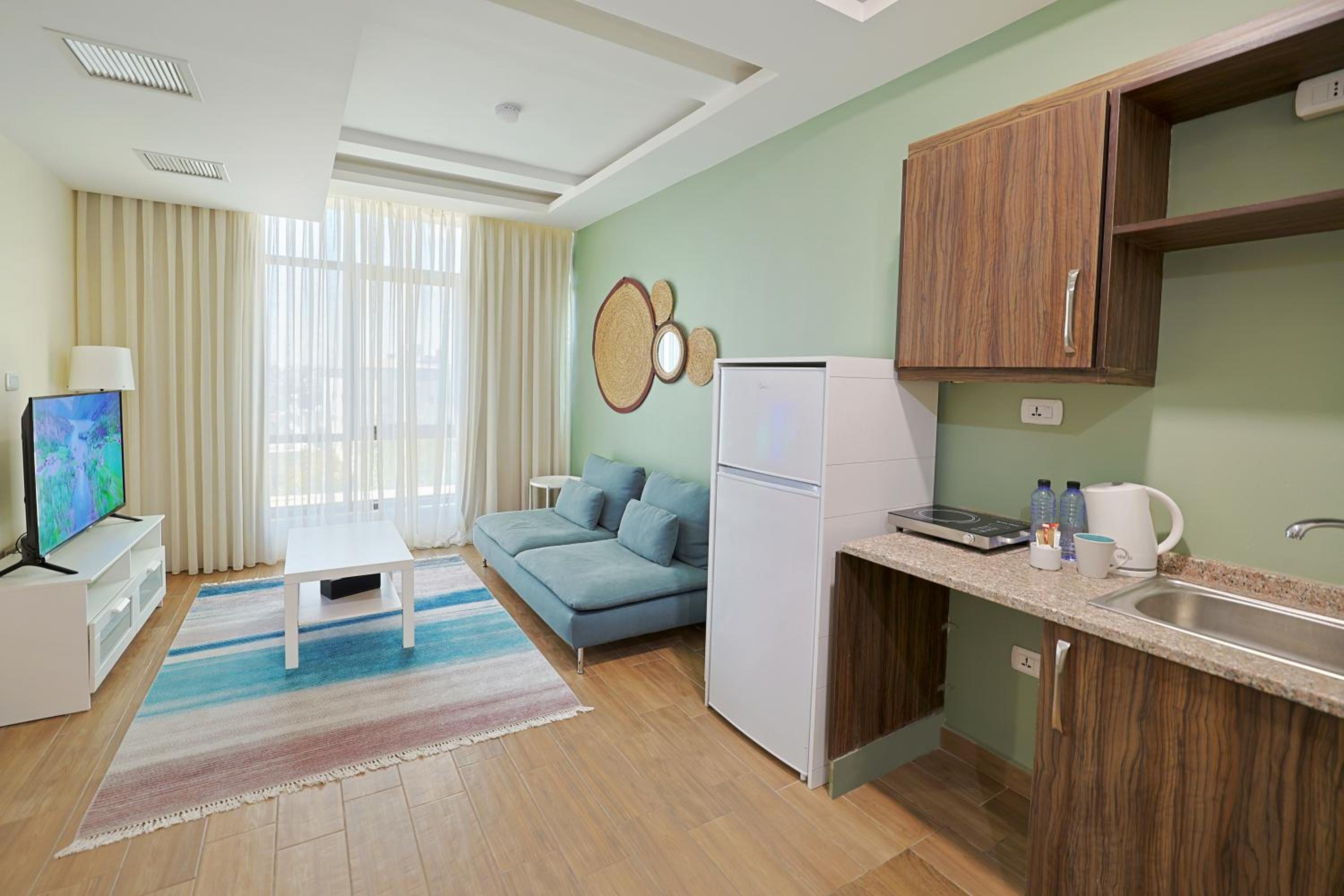 One Bed Room Apartment  - Photo 4