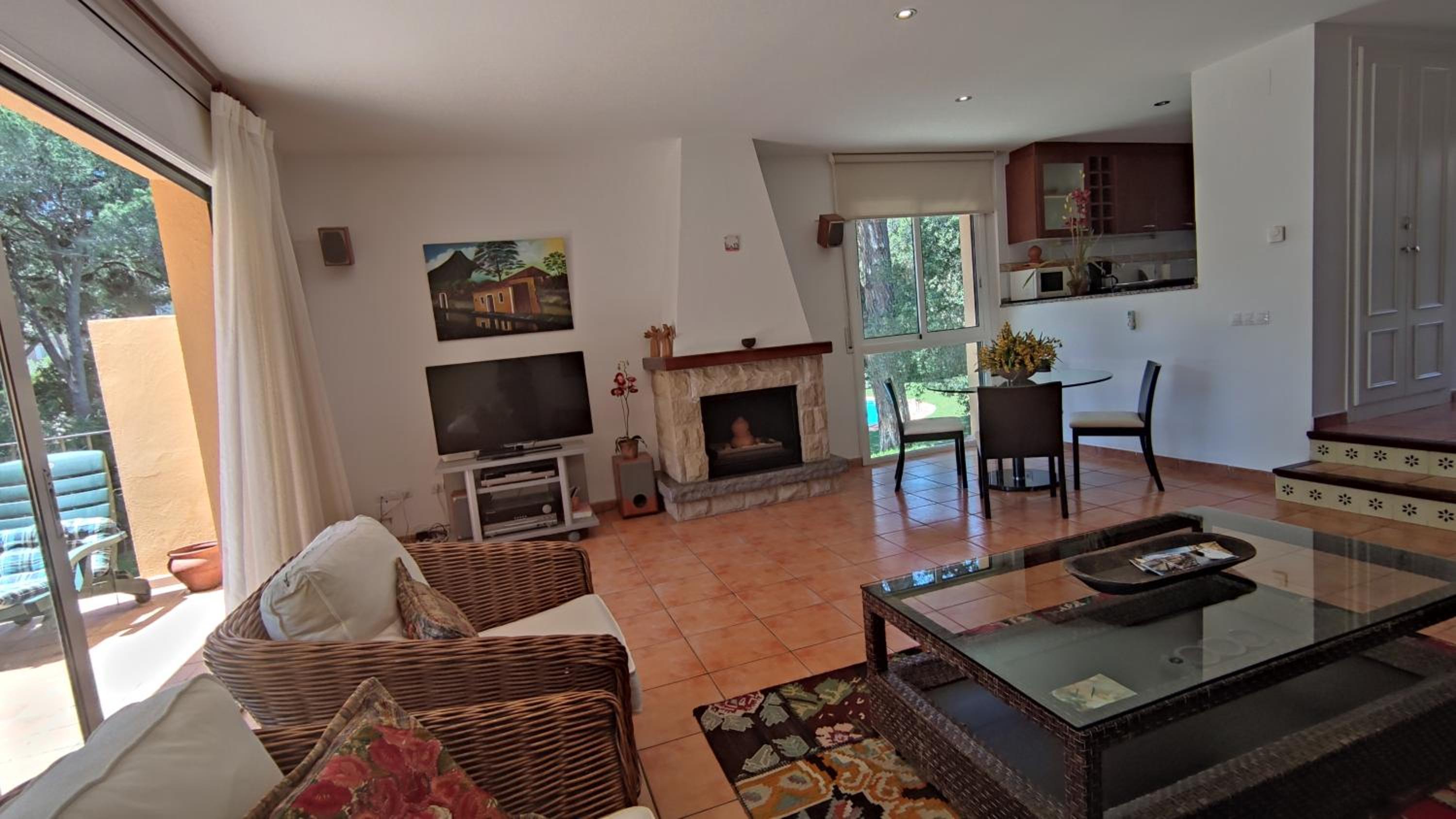 Casa de cuatro habitaciones