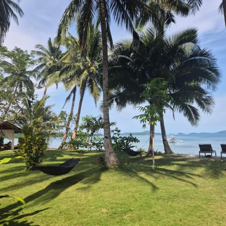 Deluxe Double Room with Balcony and Sea View photo 3
