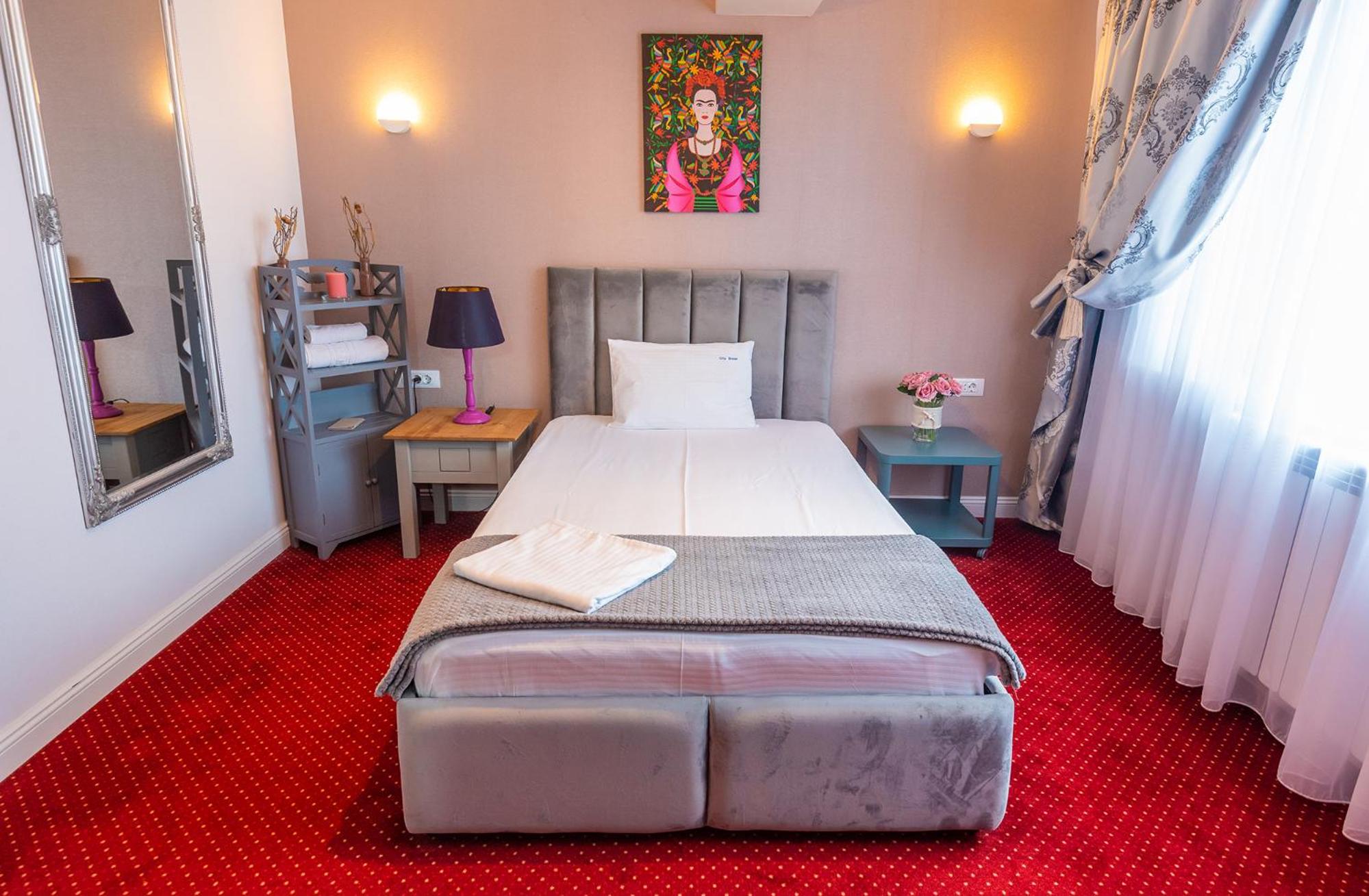 Single Room photo 2