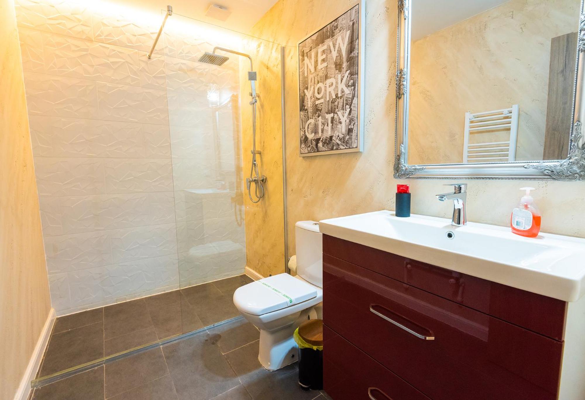 Deluxe Triple Room - Photo 3