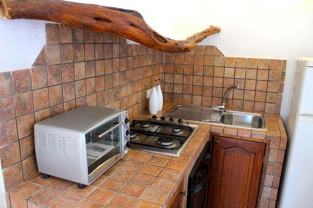 One-Bedroom House photo 2
