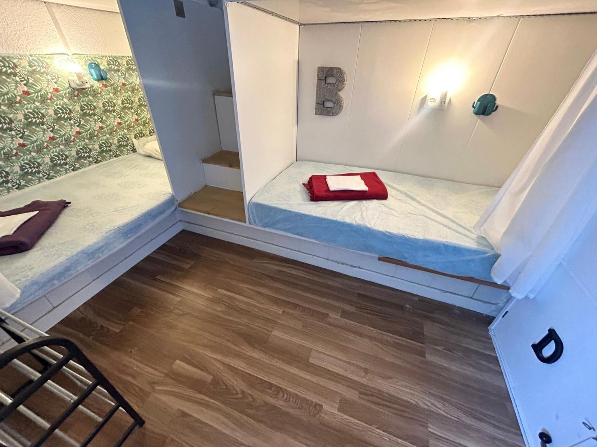 Single Bed in Mixed Dormitory Room photo 3