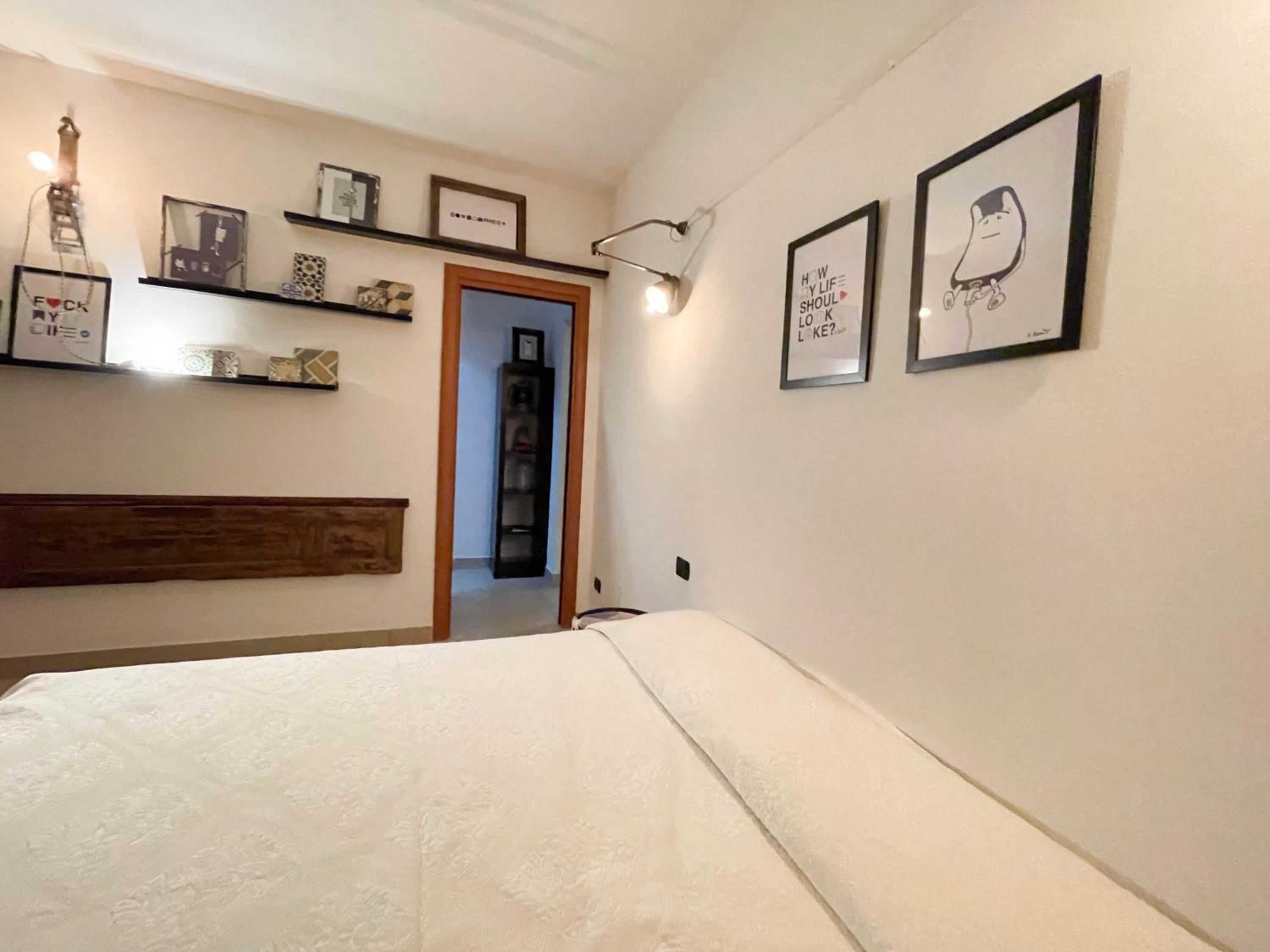 One-Bedroom Apartment photo 3