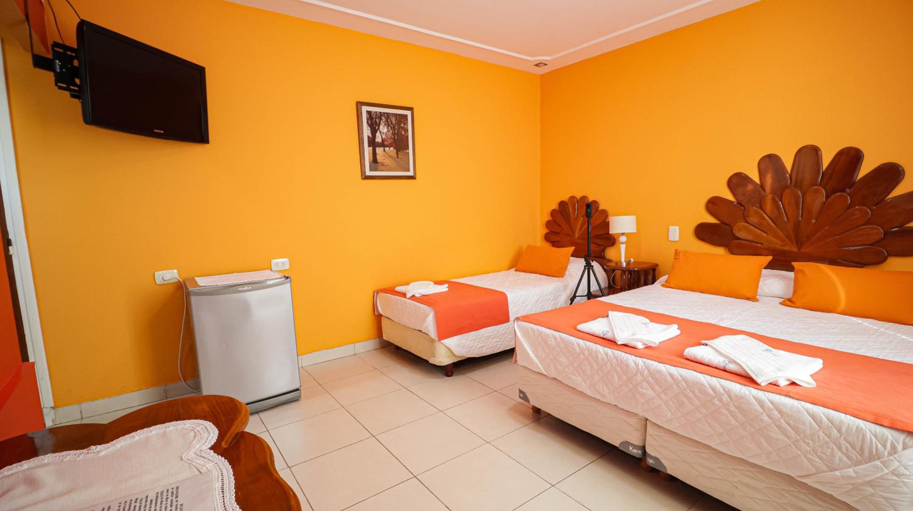 Triple Room