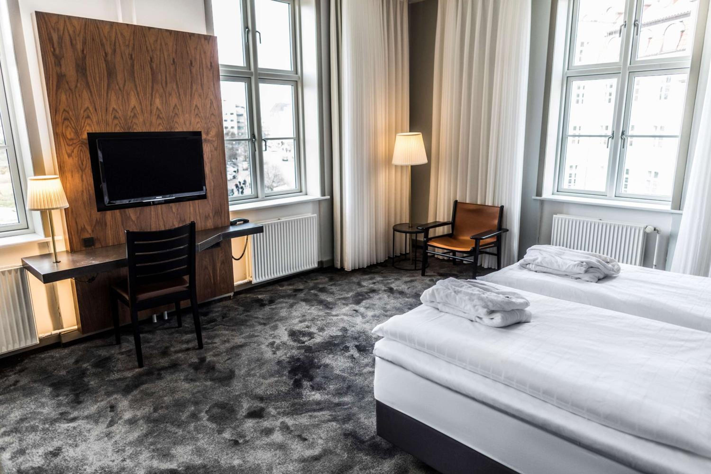 Superior King Room - Photo 4