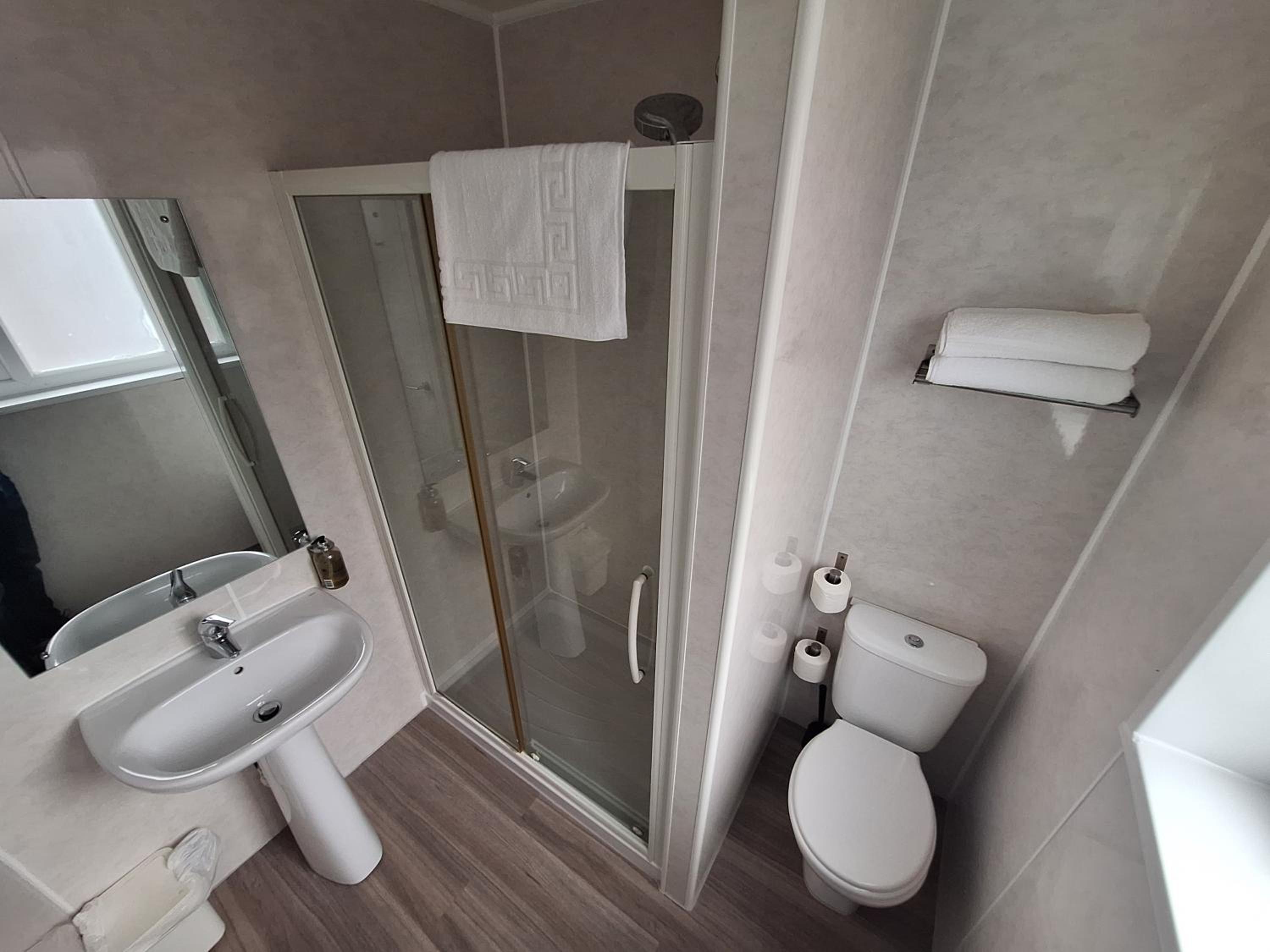 Single Room - Photo 5