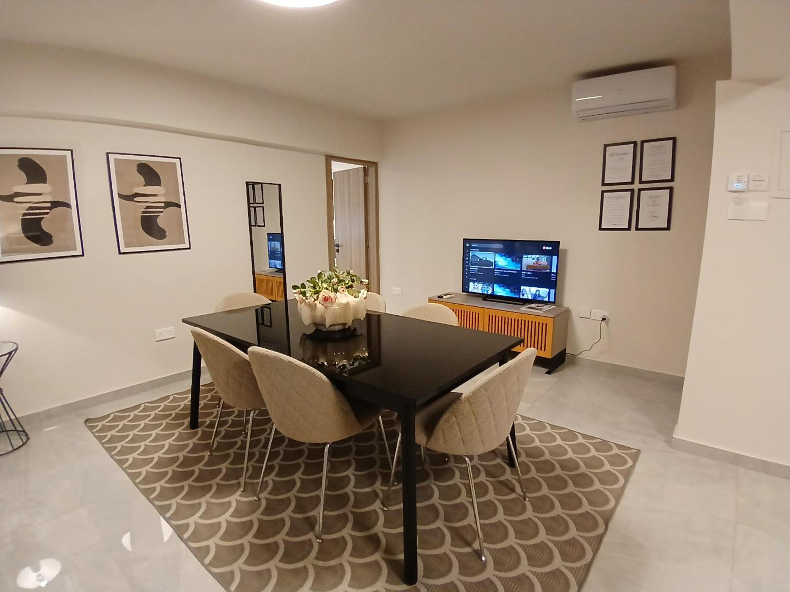 One-Bedroom Family Apartment no Balcony photo 3