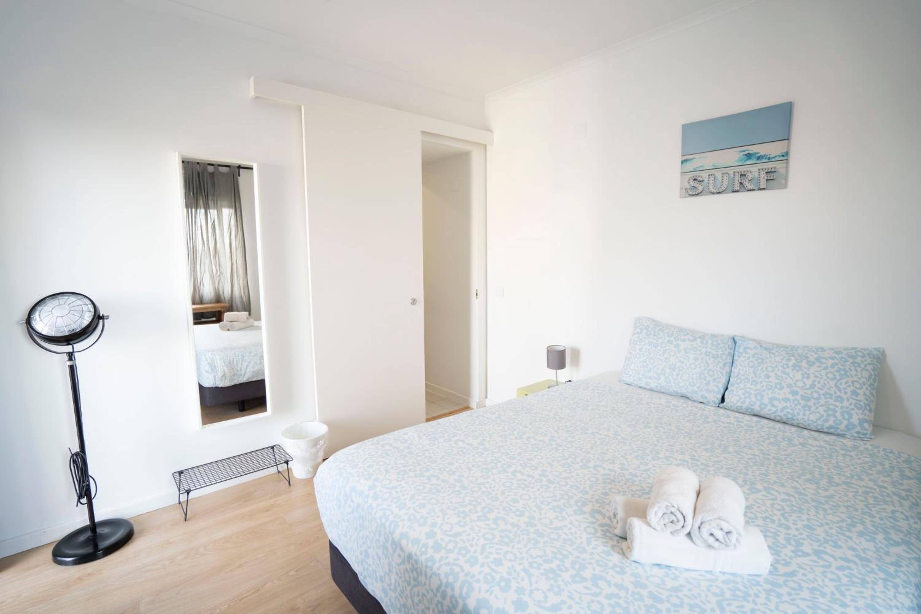 Double Room with Pool View - Photo 1