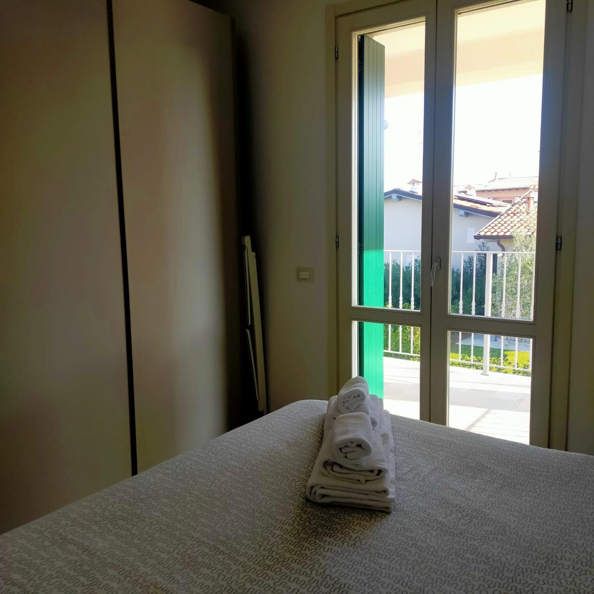 Standard One-Bedroom Apartment with Balcony photo 2