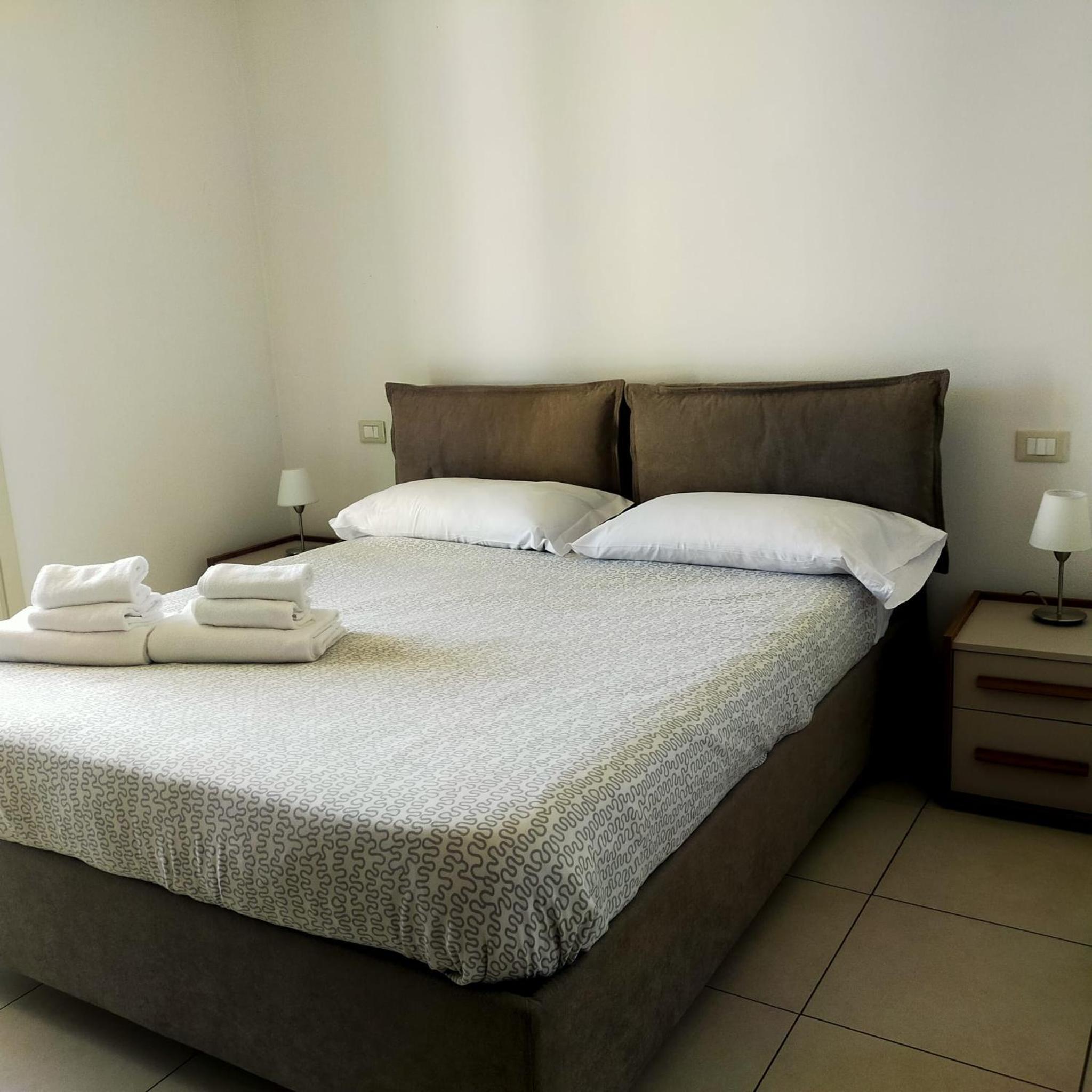 Standard One-Bedroom Apartment with Balcony photo 1