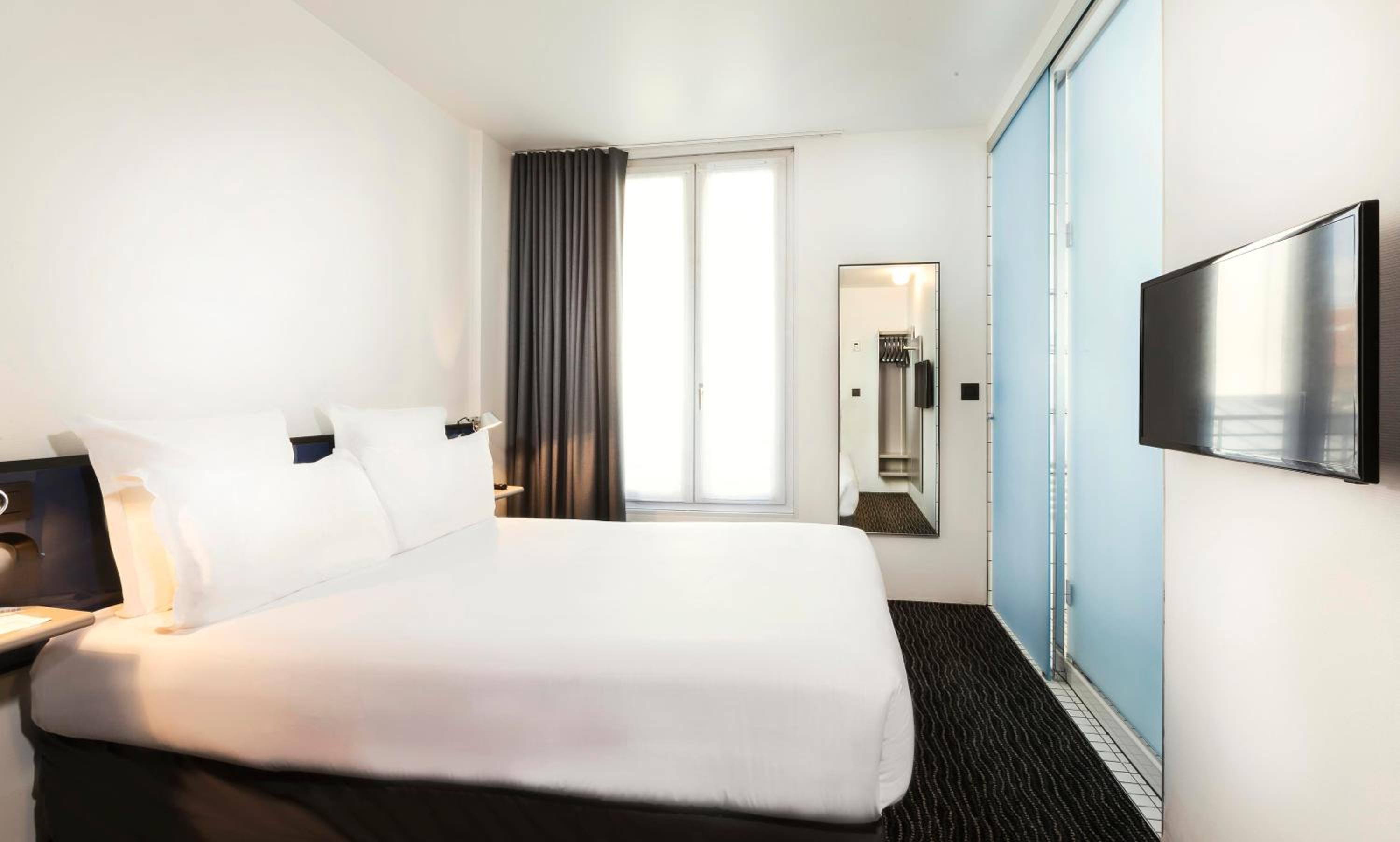 Privilege Double Room thumbnail 5