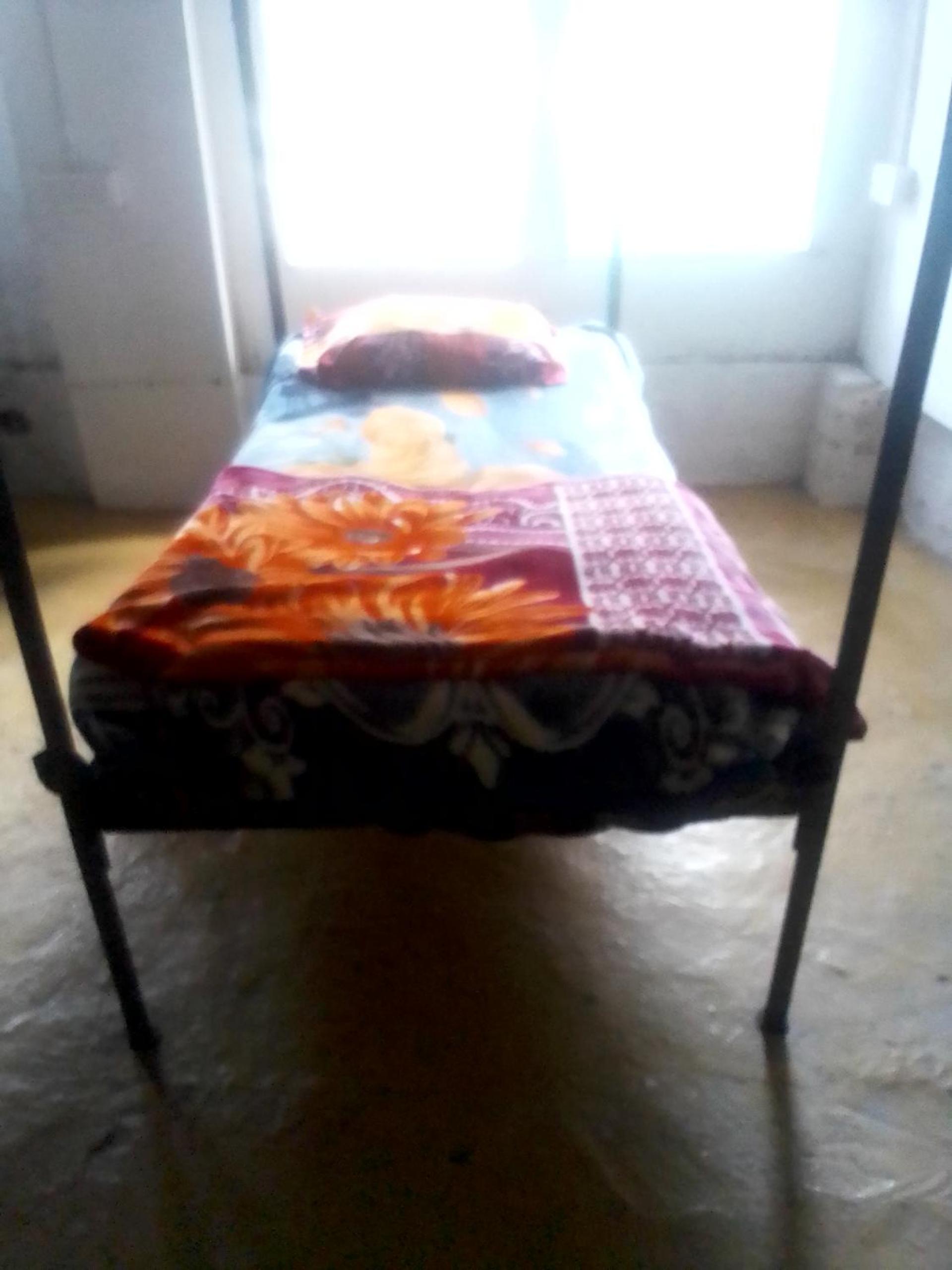 Single Bed in Dormitory Room photo 3