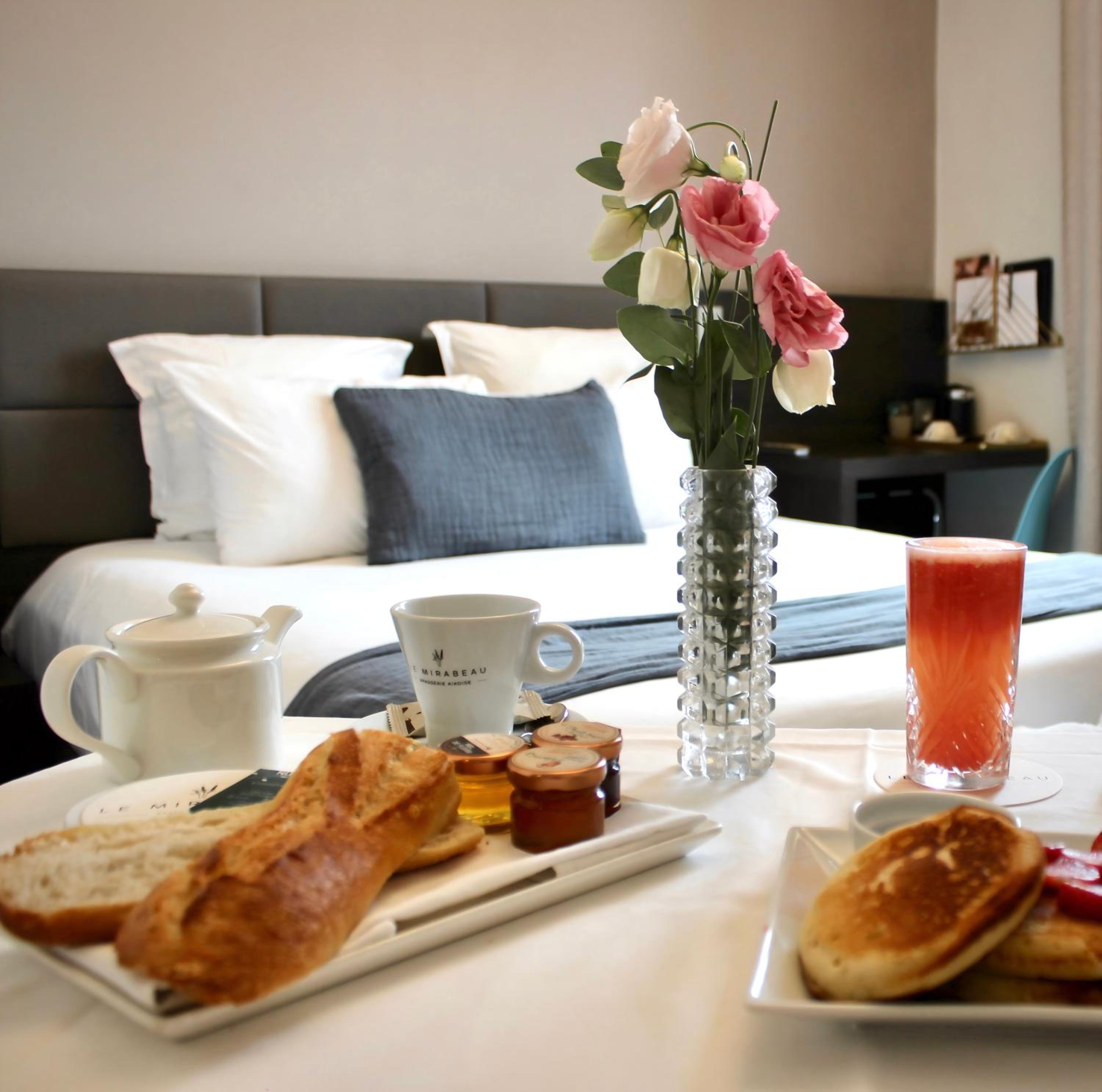 Prestige Double or Twin Room - Photo 5
