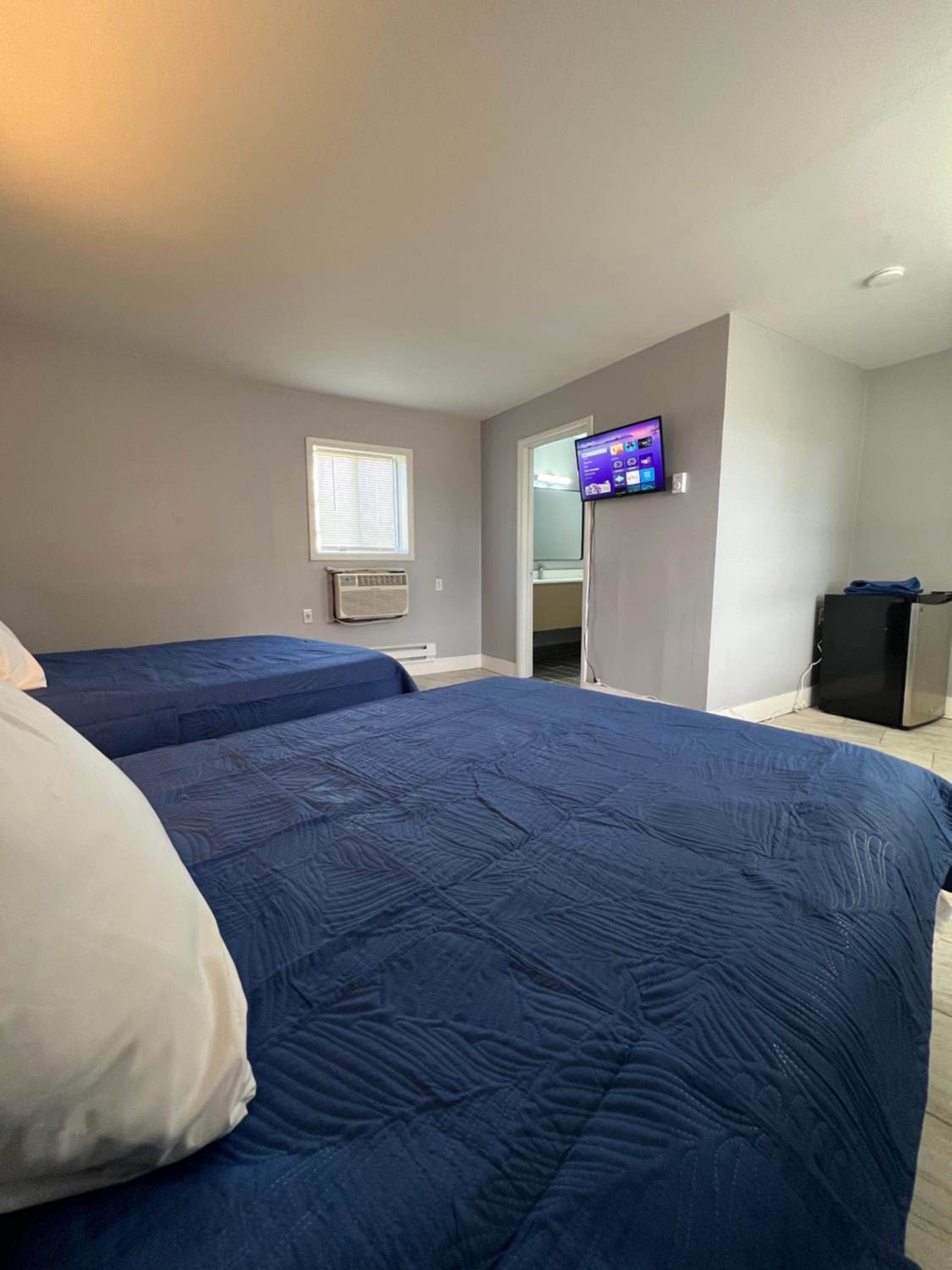 Double Room with Private Bathroom photo 2