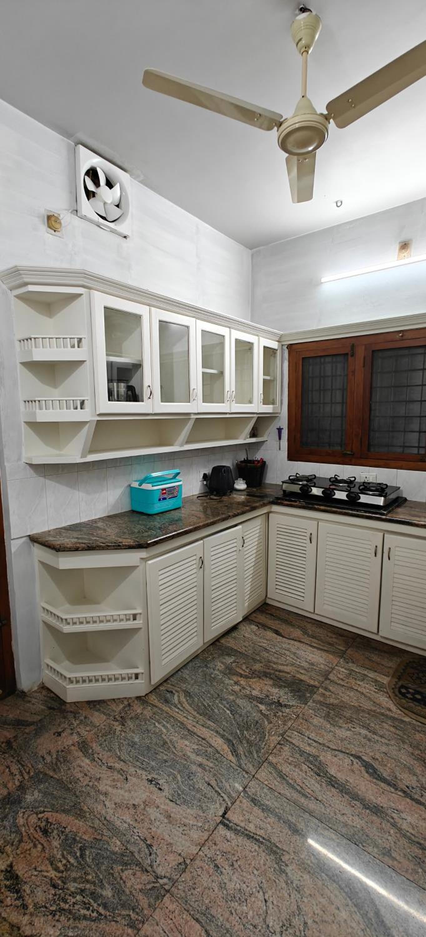 Three-Bedroom Villa photo 2