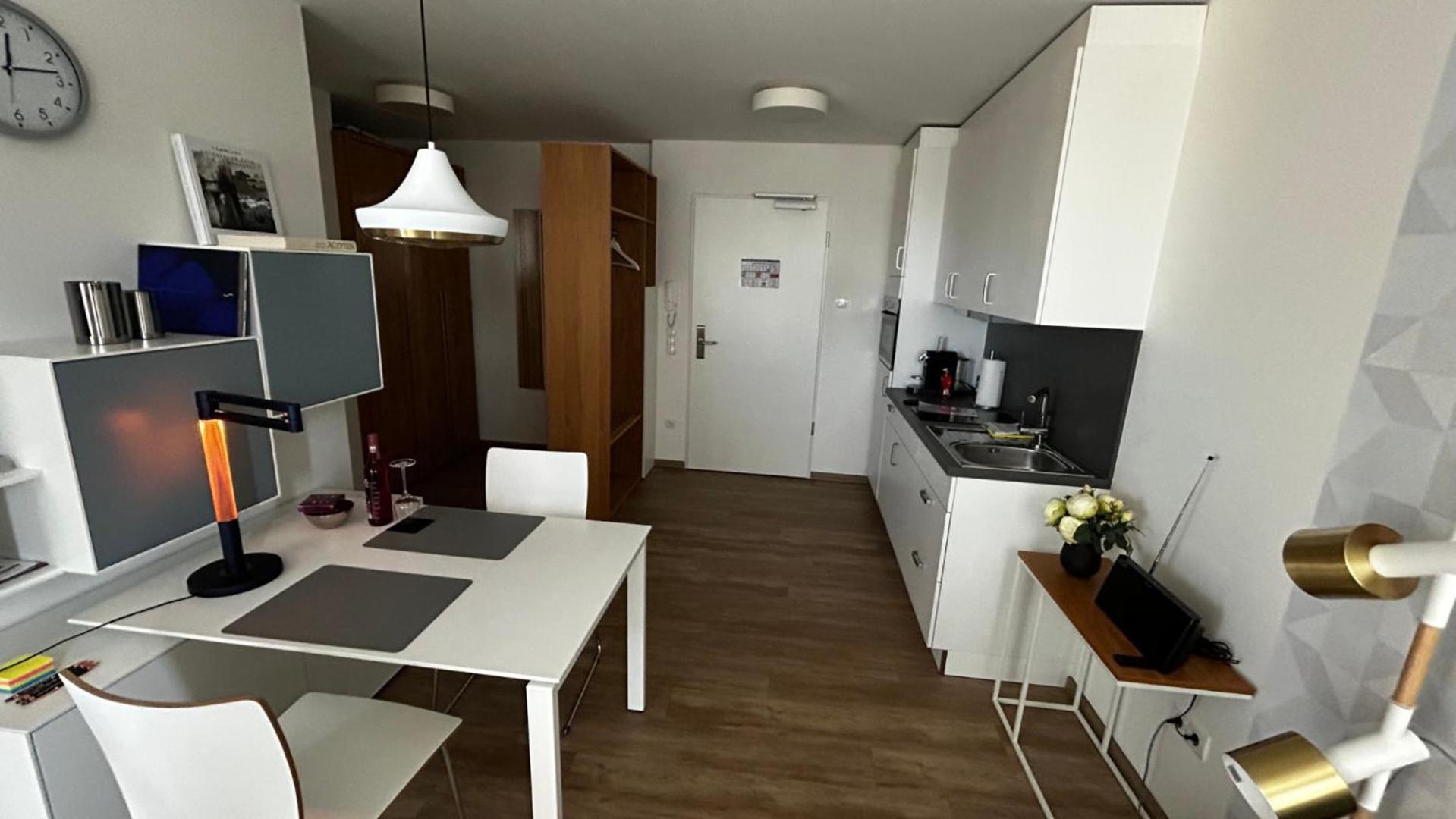 Apartment photo 1