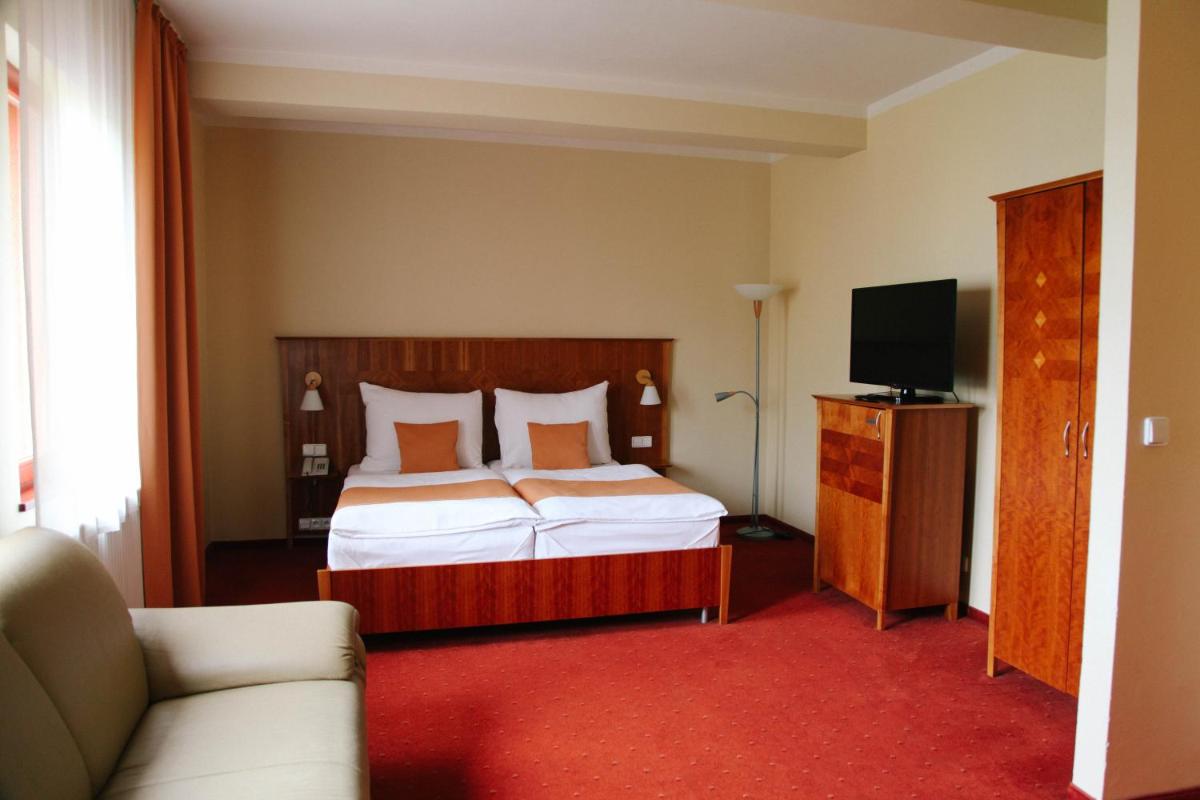Double Room photo 2