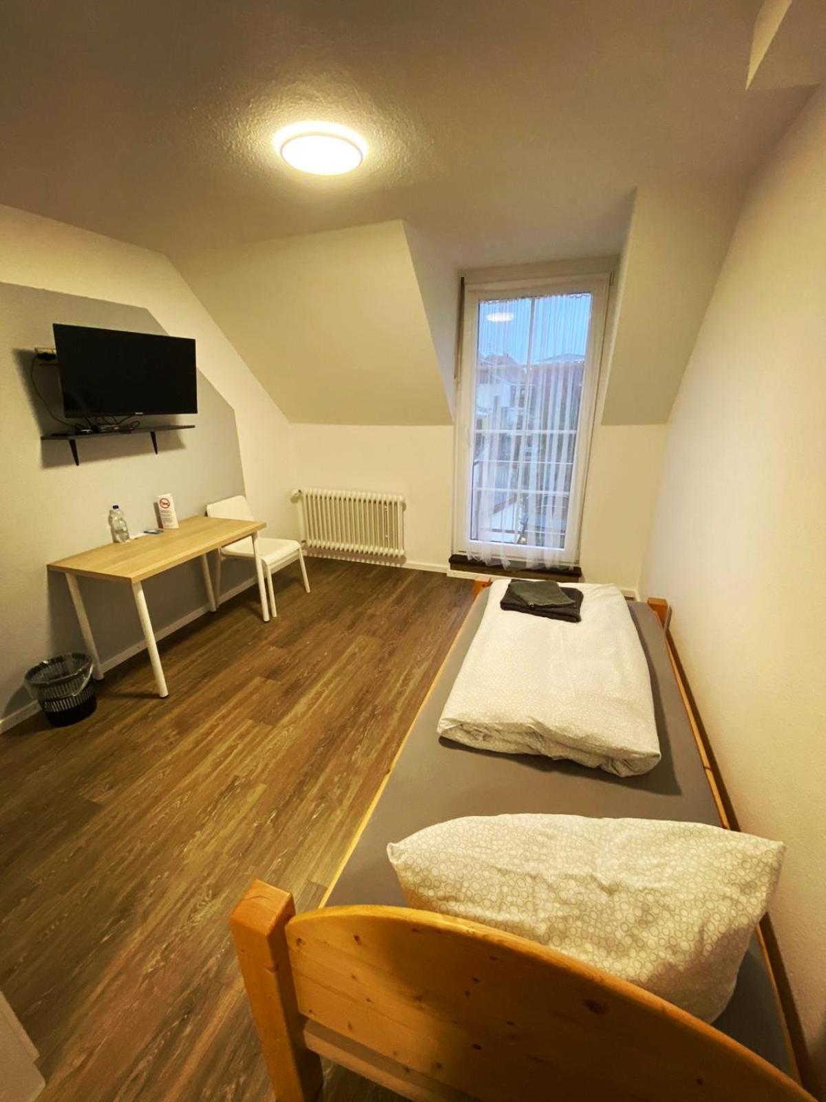Single Room with Balcony photo 1