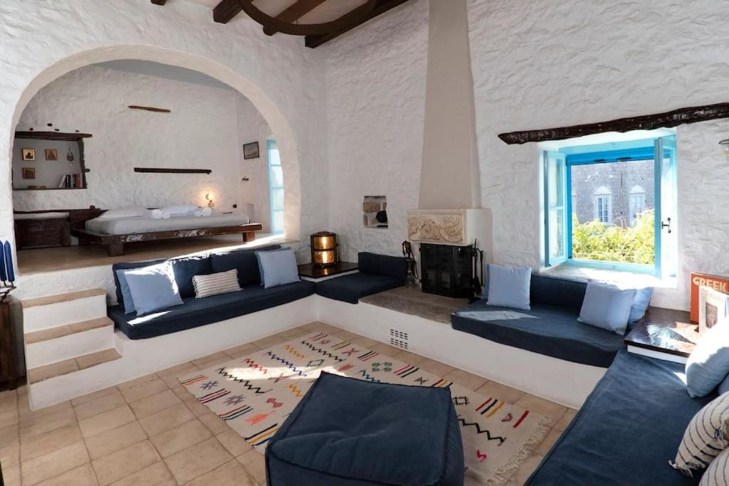 Three-Bedroom Villa photo 3