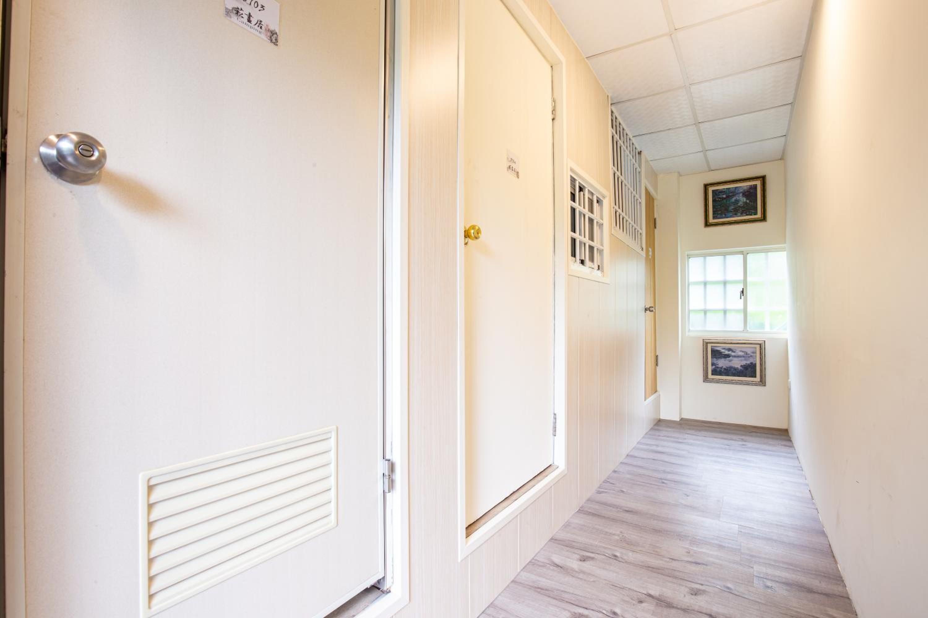 Deluxe Family Suite photo 3