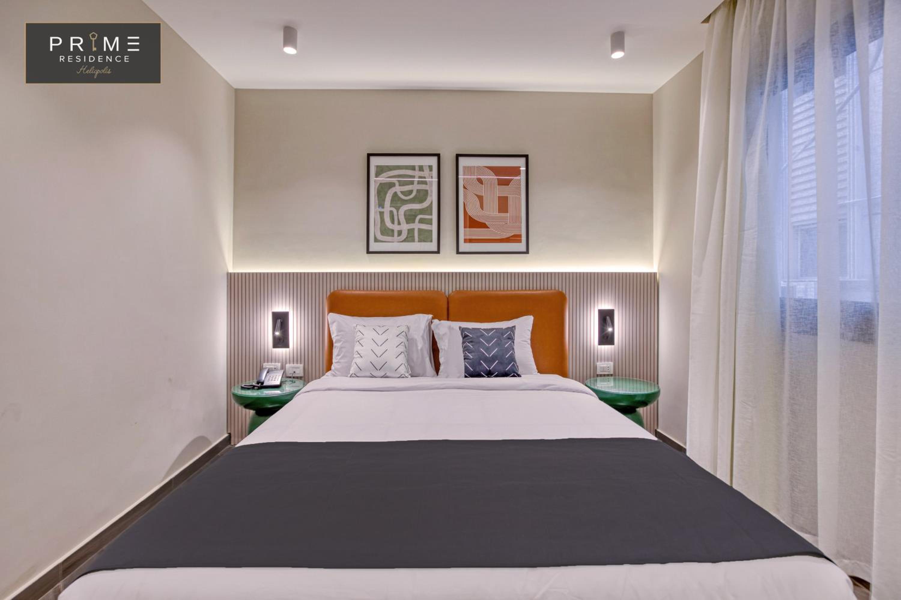 One-Bedroom Standard Apartment - Photo 34