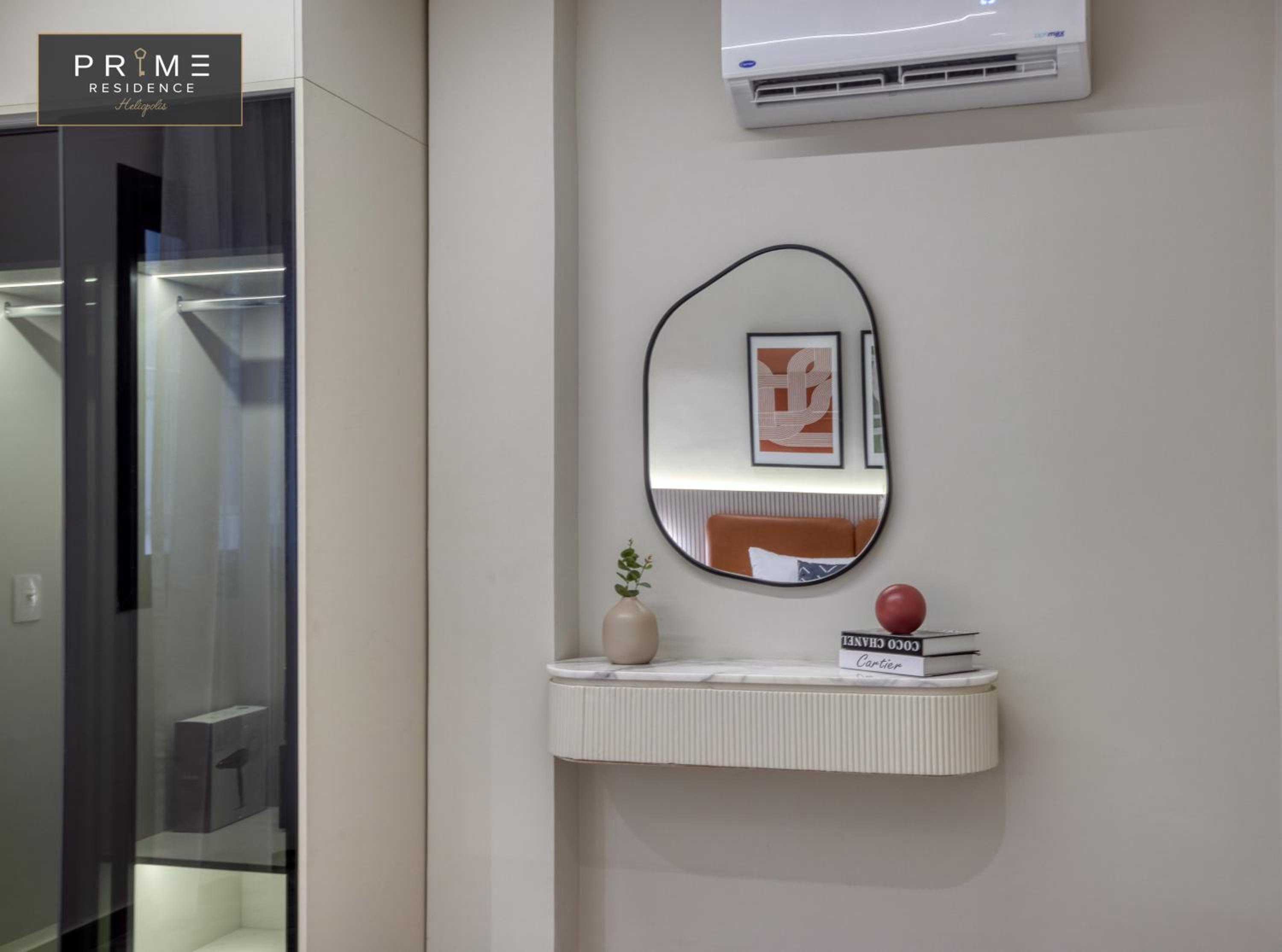 One-Bedroom Standard Apartment - Photo 7