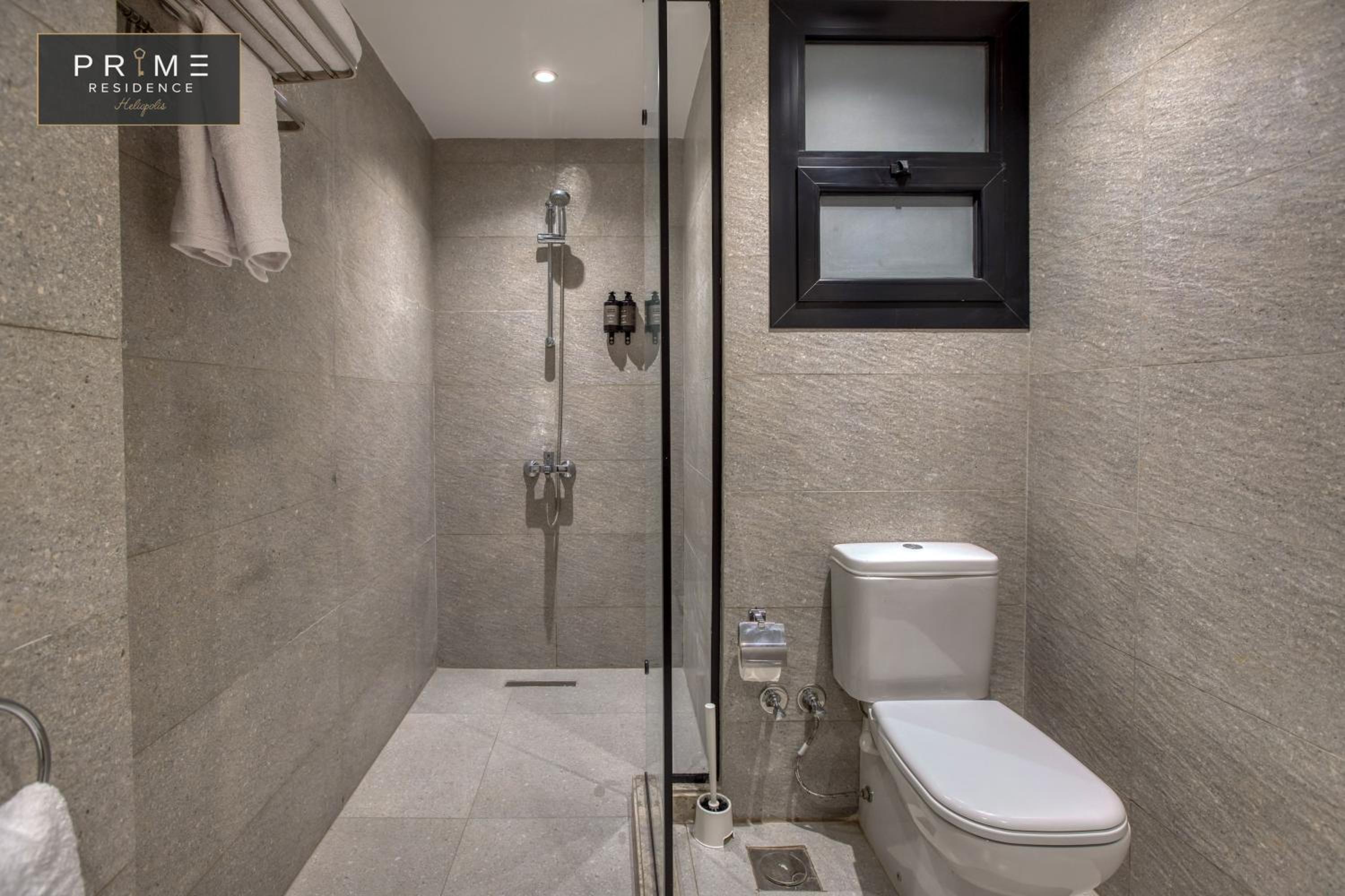 One-Bedroom Standard Apartment - Photo 27