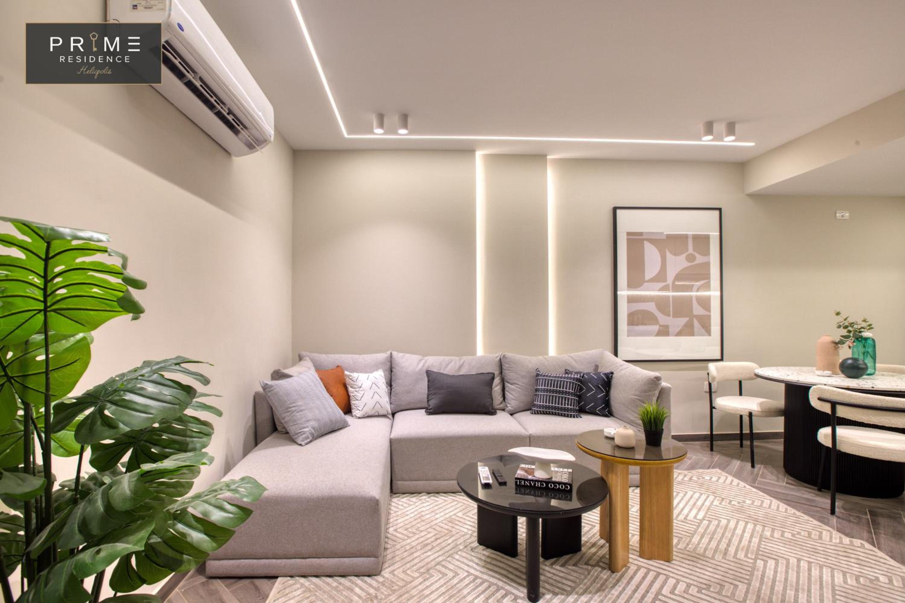 One-Bedroom Superior Apartment - Photo 8