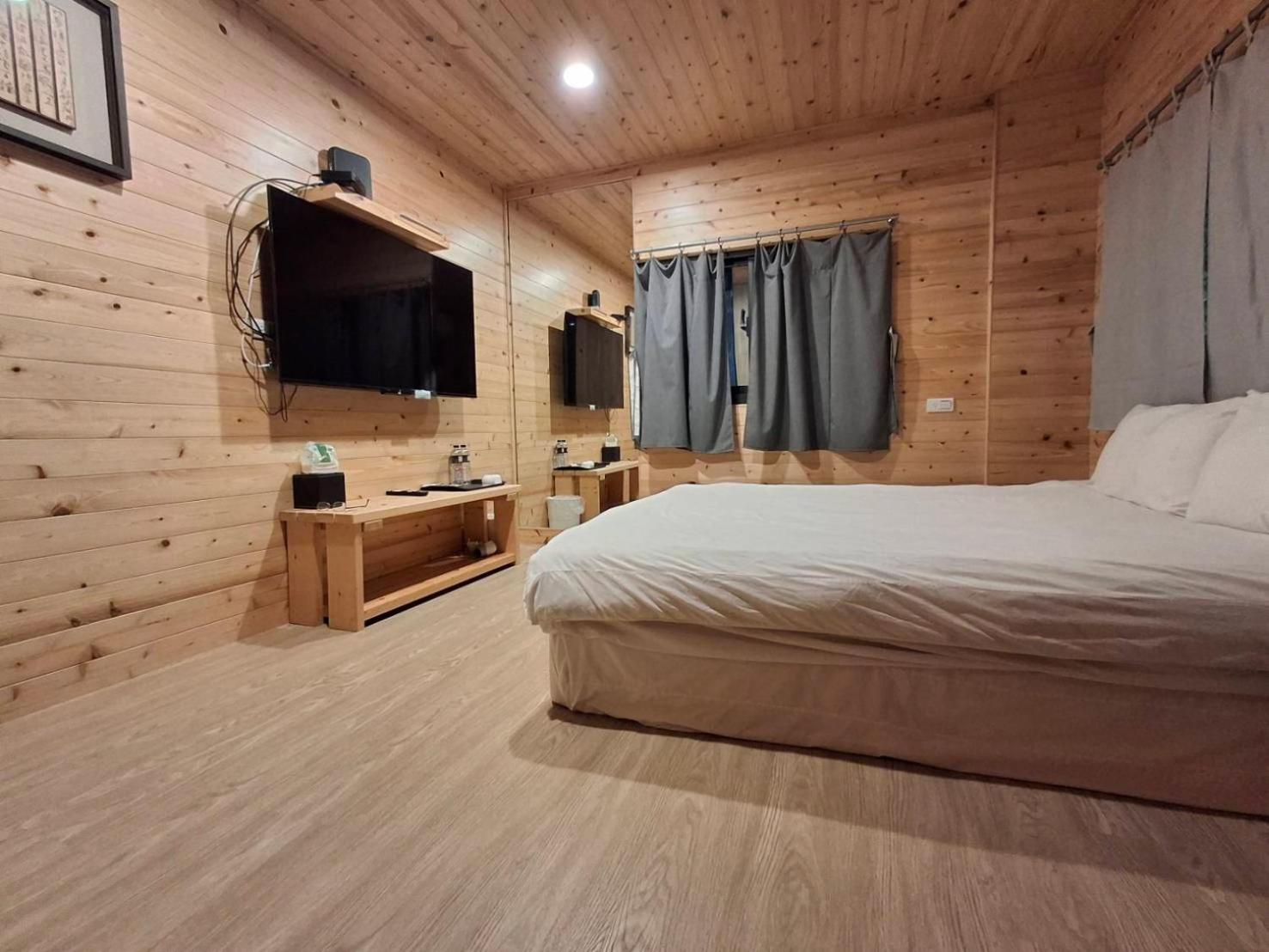 Standard Double Room photo 3