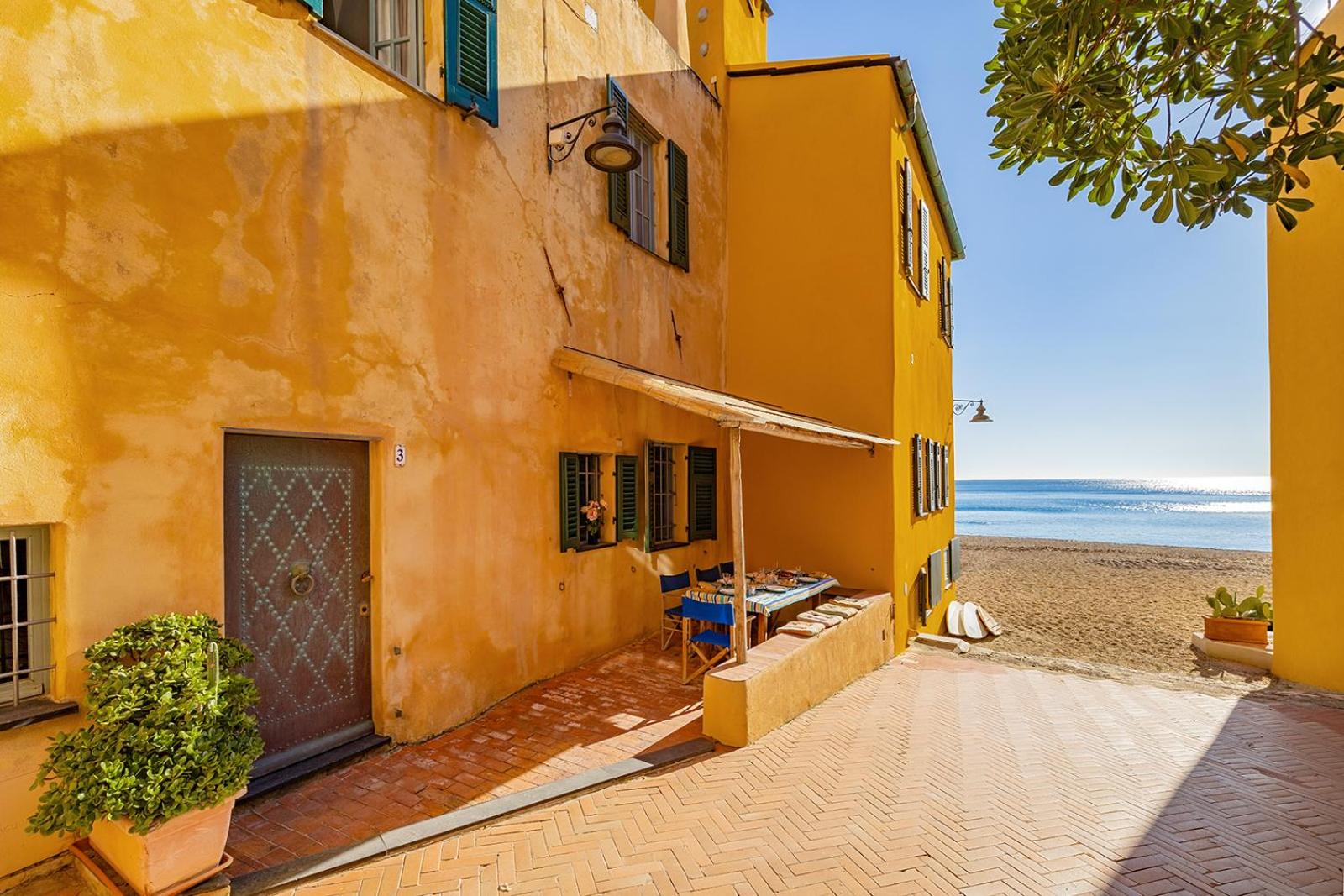 Three-Bedroom Vacation Home  photo 3