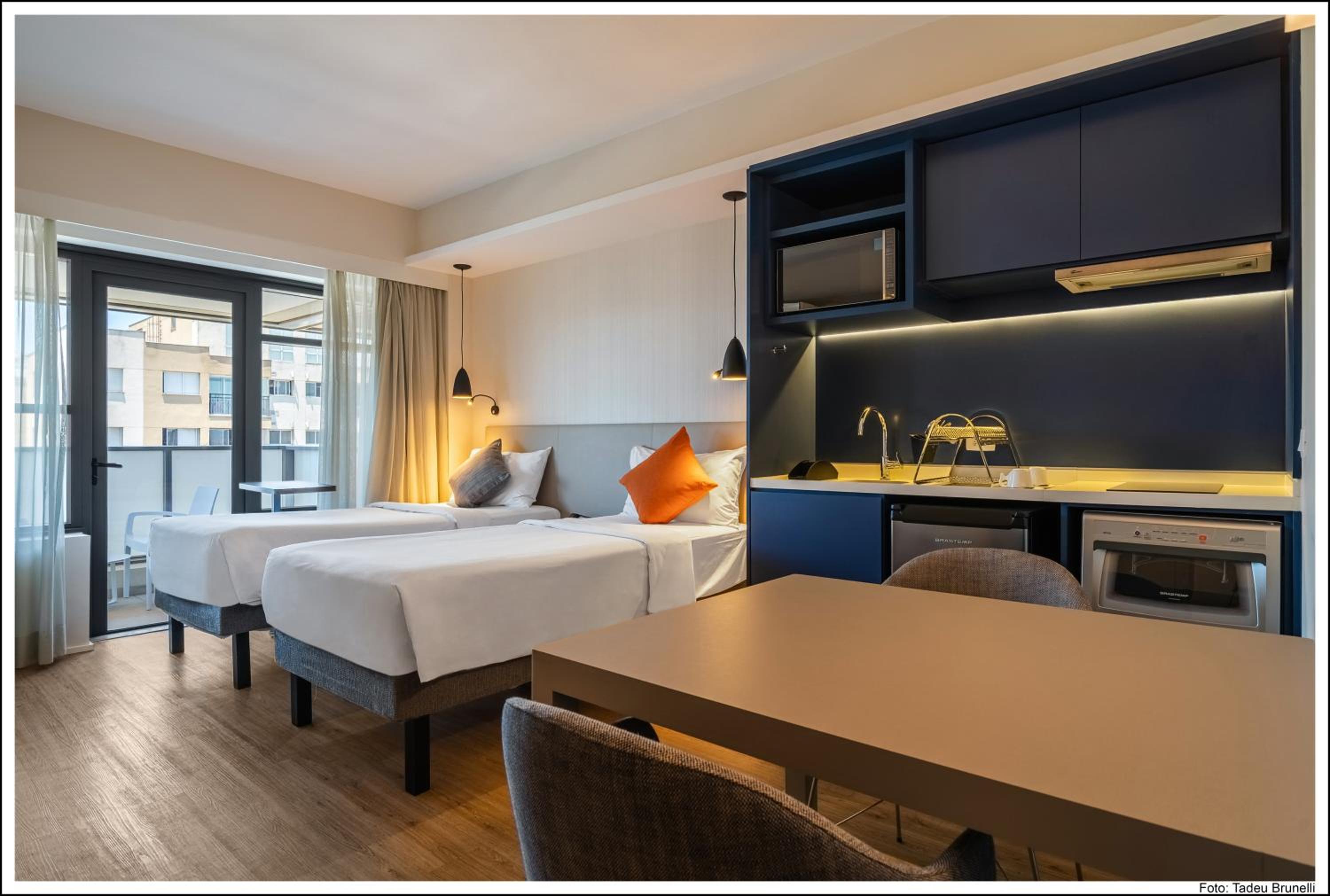 Superior Apartment with Two Single Beds photo 2