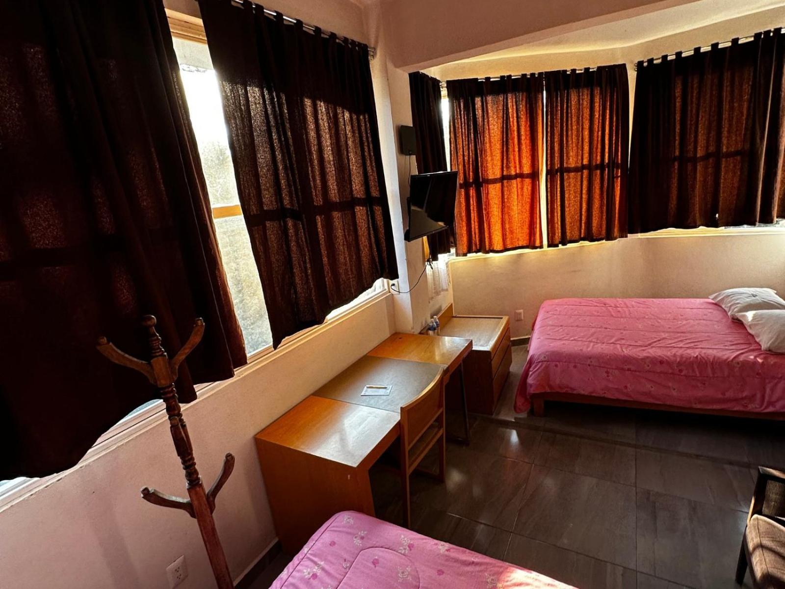 Triple Room with Bathroom photo 2