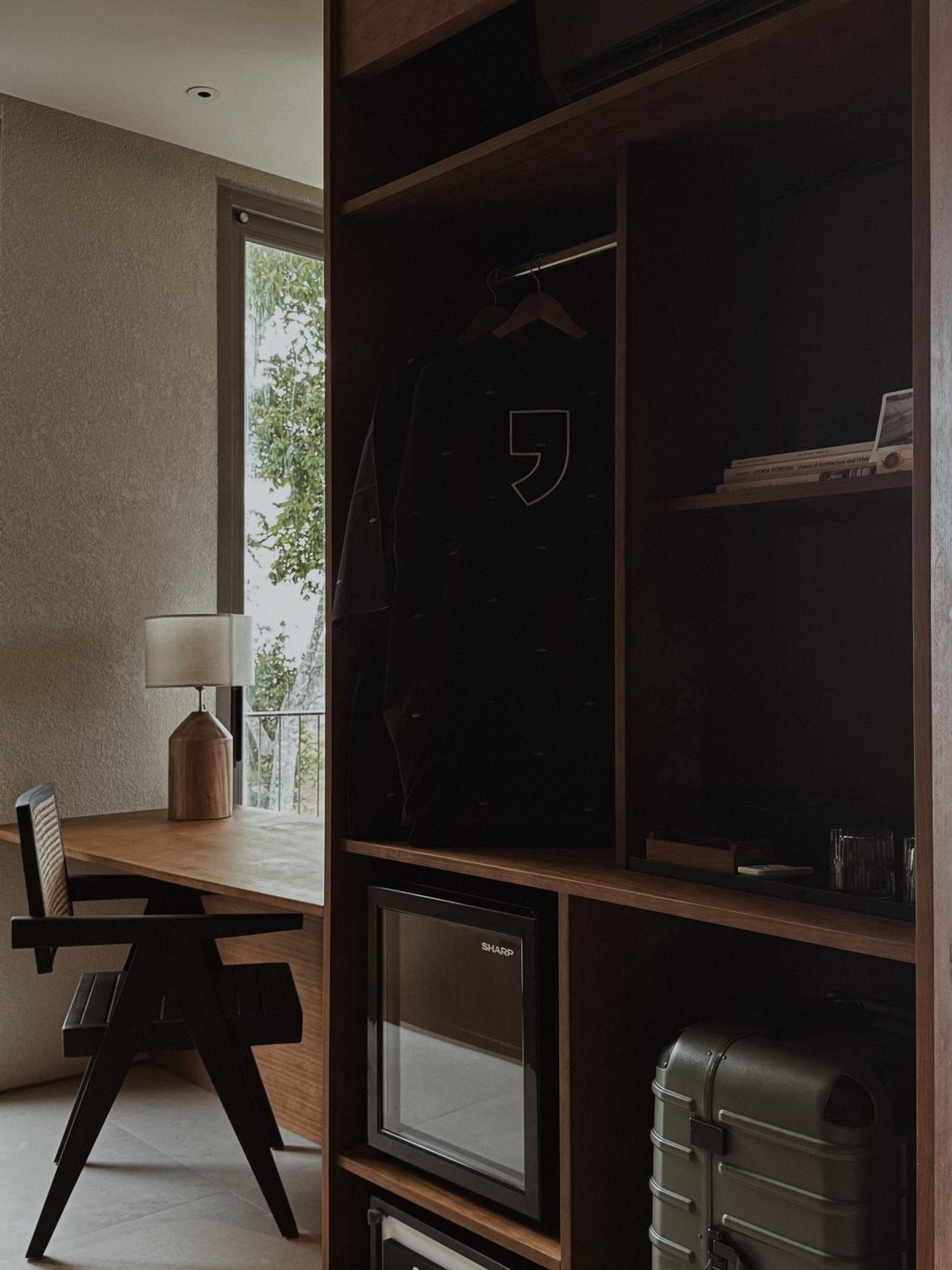 Suite with Sea View - Photo 6