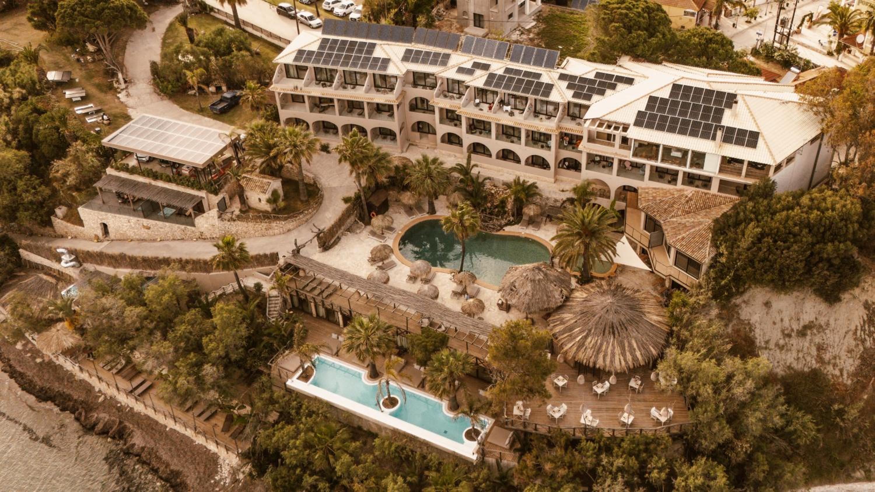 Premium Junior Suite Private Pool & Sea View - Photo 11