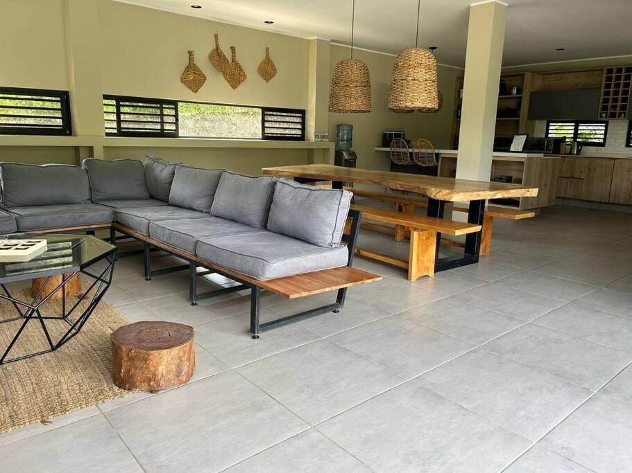 Villa photo 2